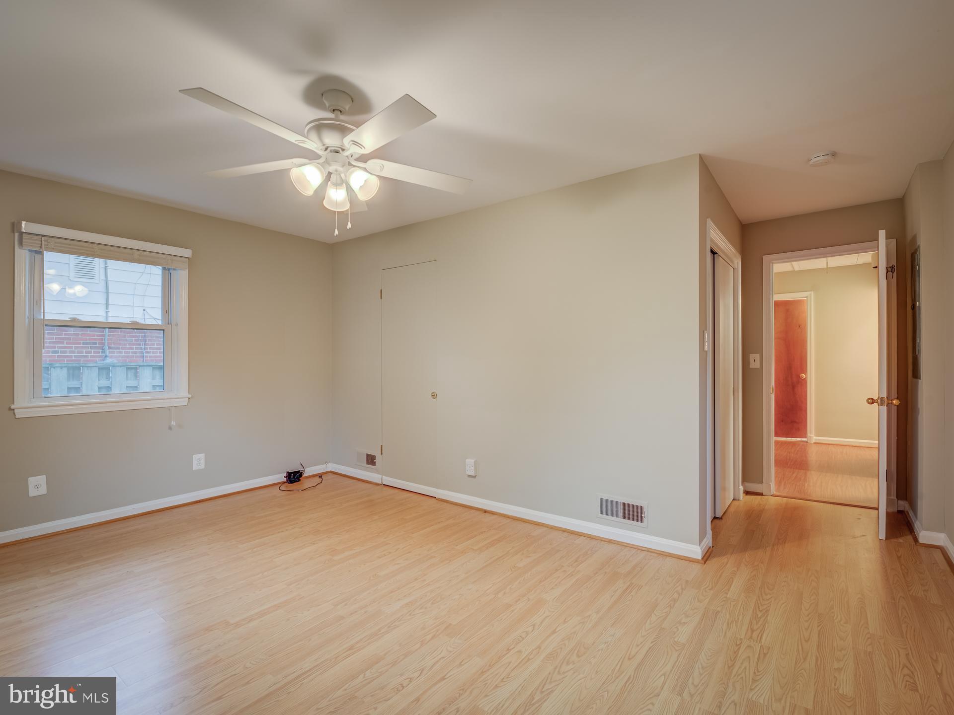 COURTLAND PARK - Residential