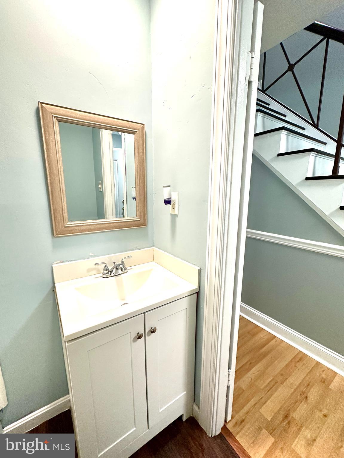 MONTPELIER - Residential