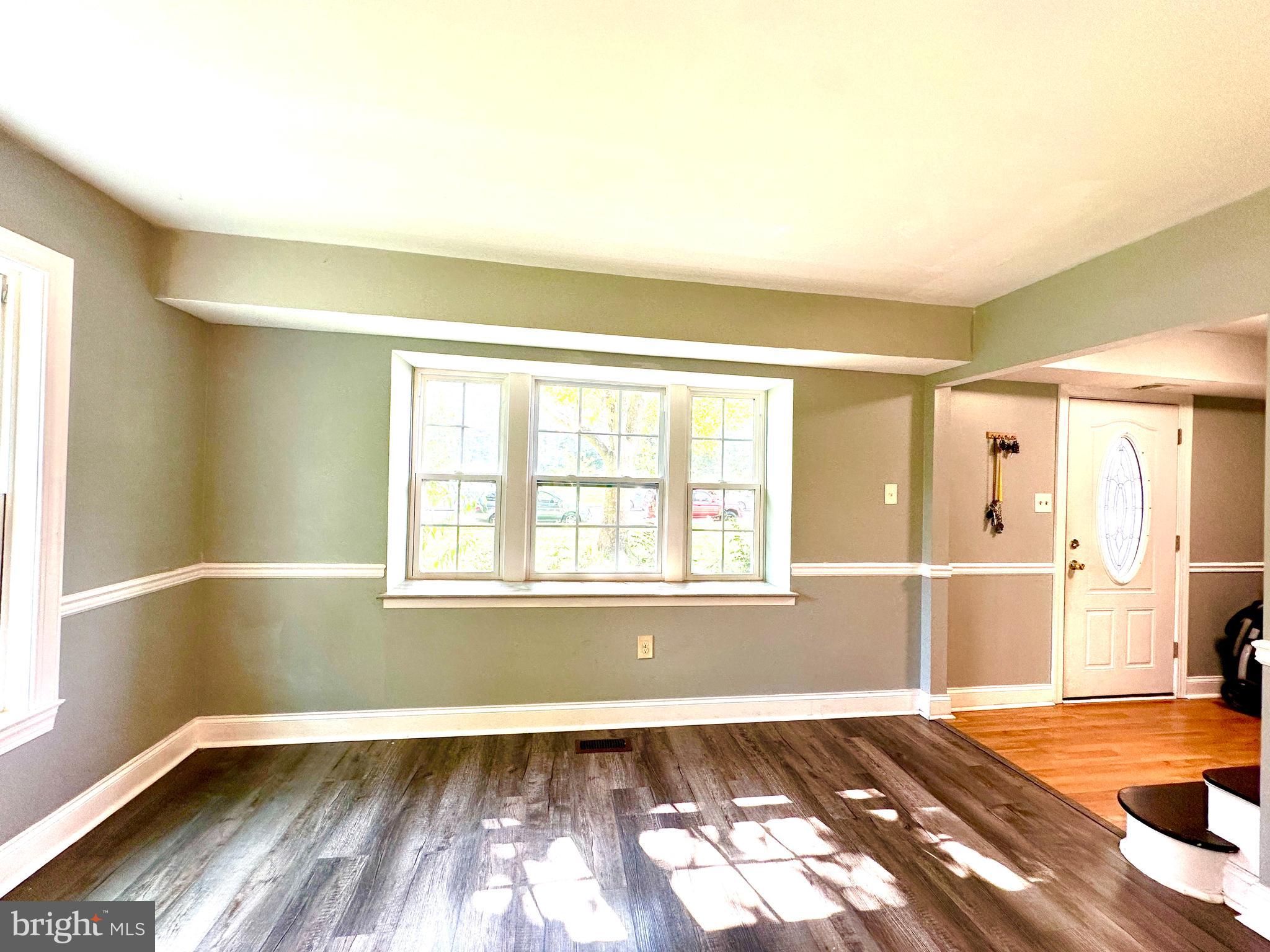 MONTPELIER - Residential