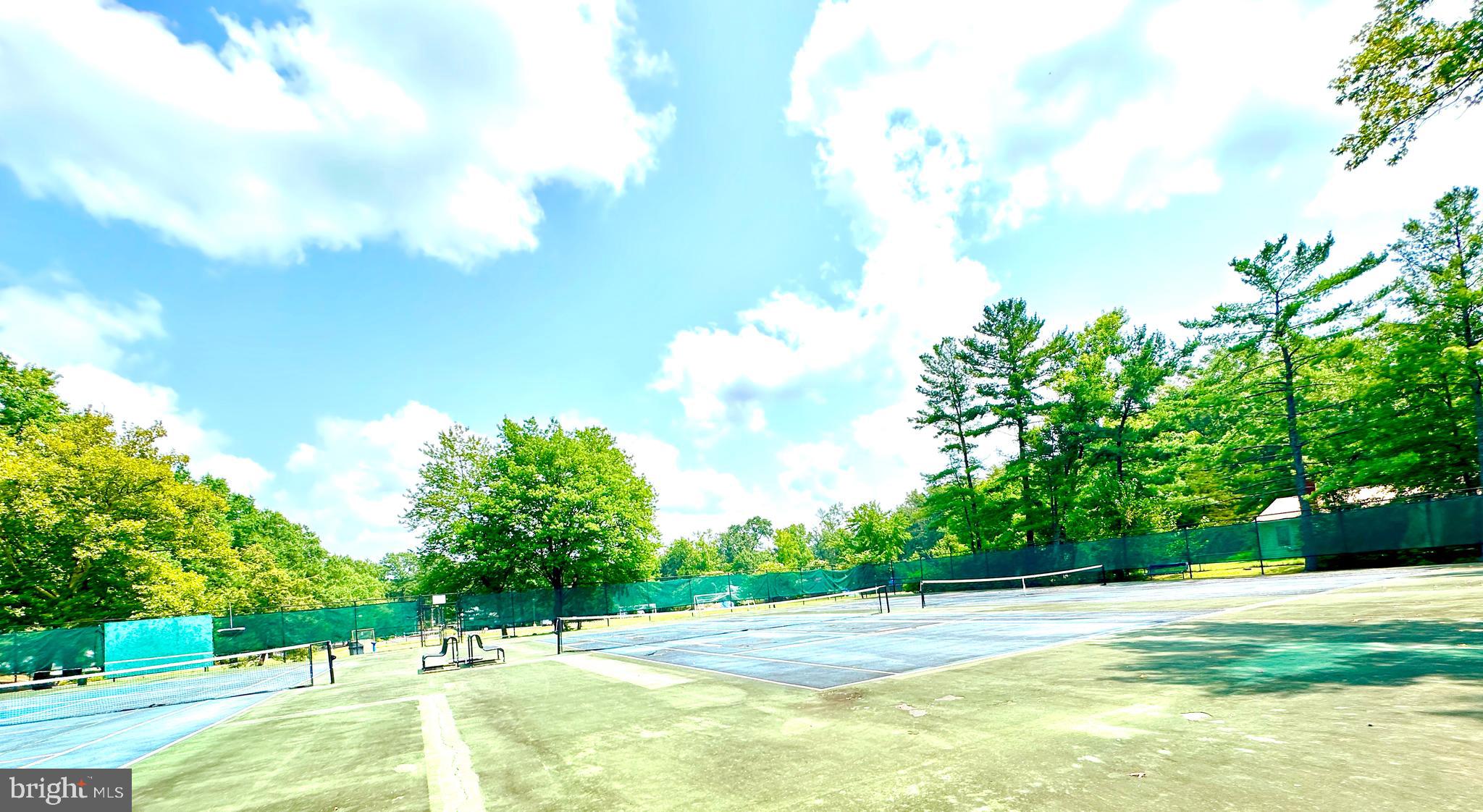 MONTPELIER - Residential