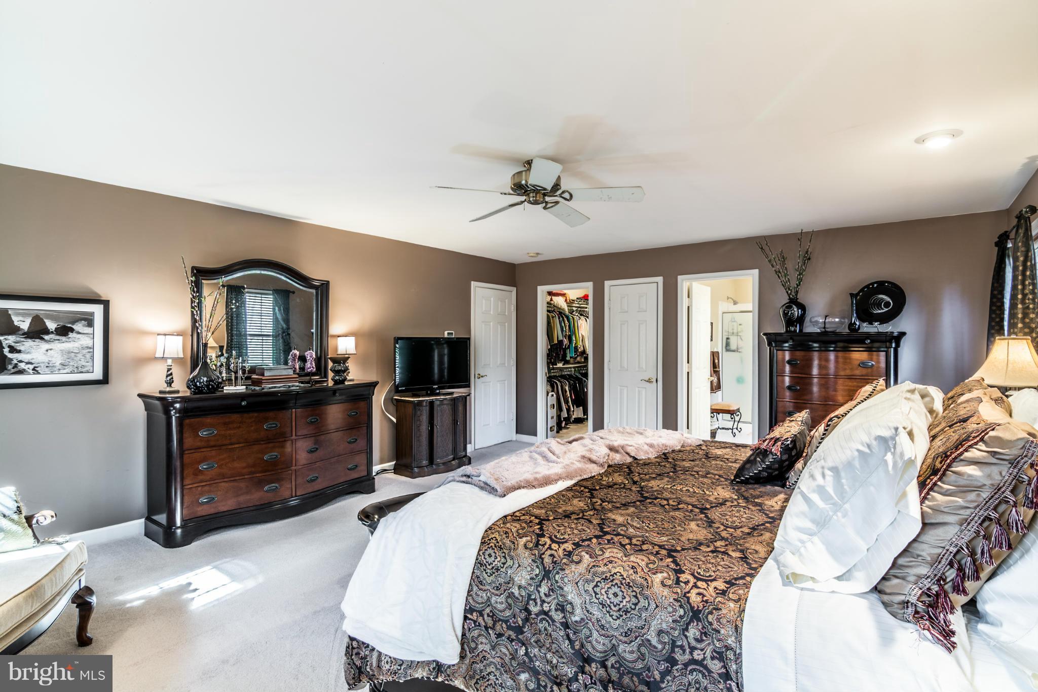 LAKE WHIPPOORWILL - Residential