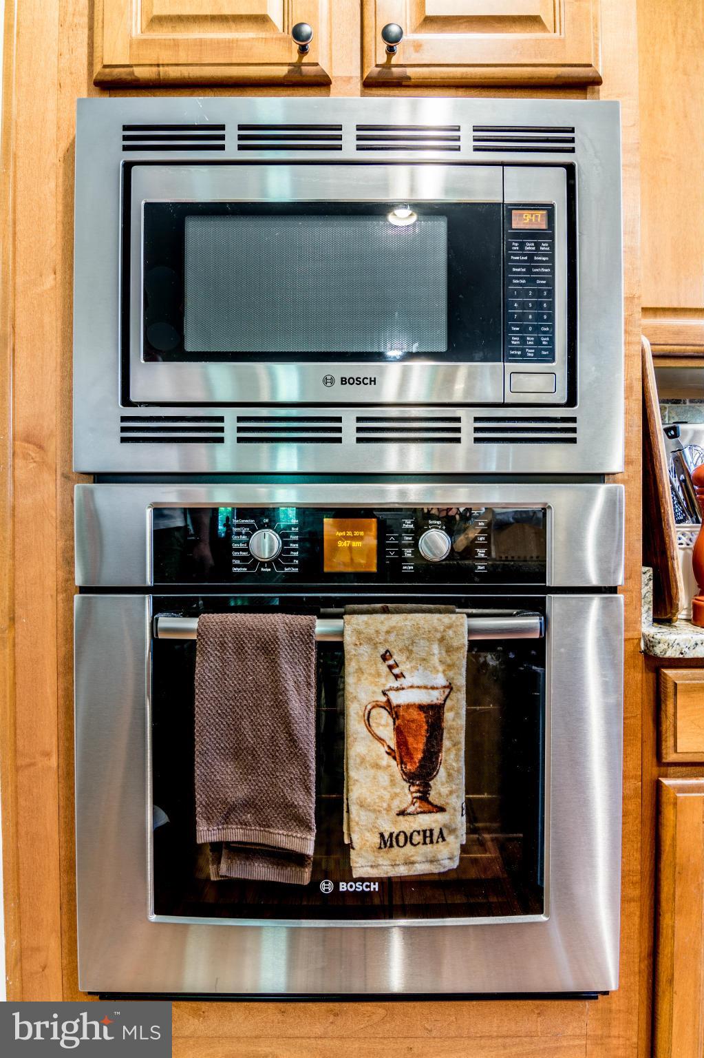 LAKE WHIPPOORWILL - Residential