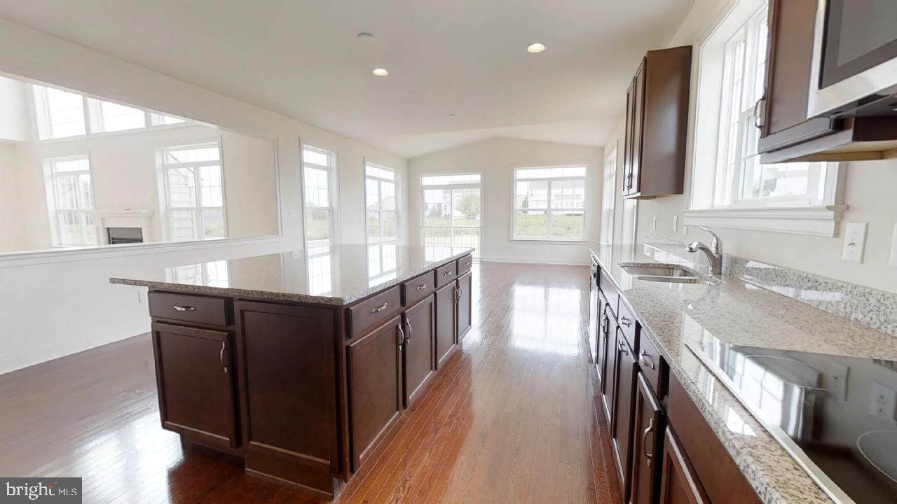 MOUNT FRIENDSHIP - Residential