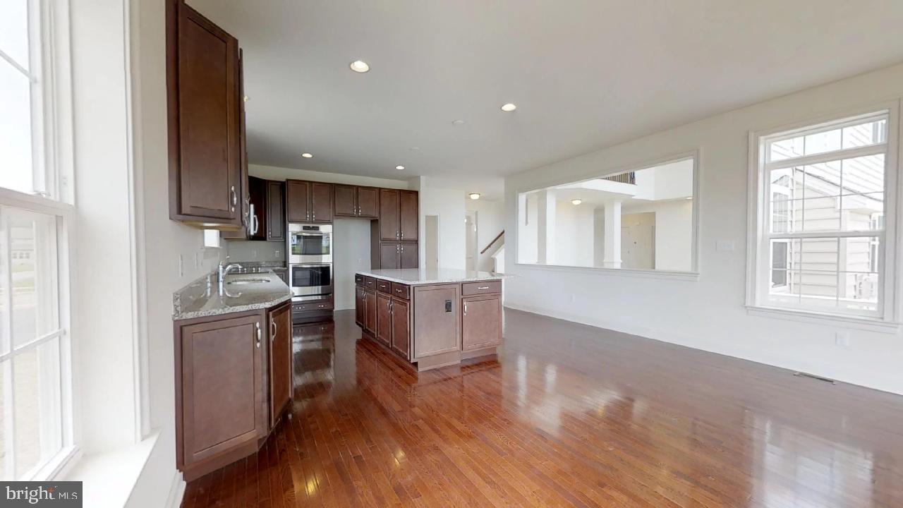 MOUNT FRIENDSHIP - Residential