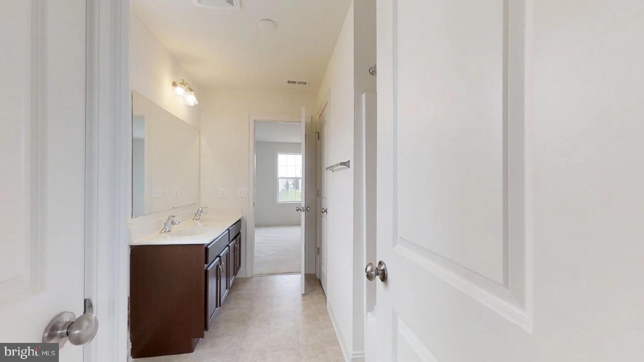 MOUNT FRIENDSHIP - Residential