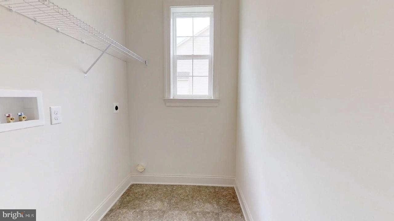 MOUNT FRIENDSHIP - Residential