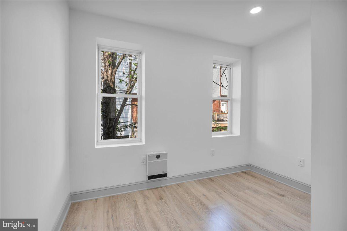 OVERBROOK - Residential