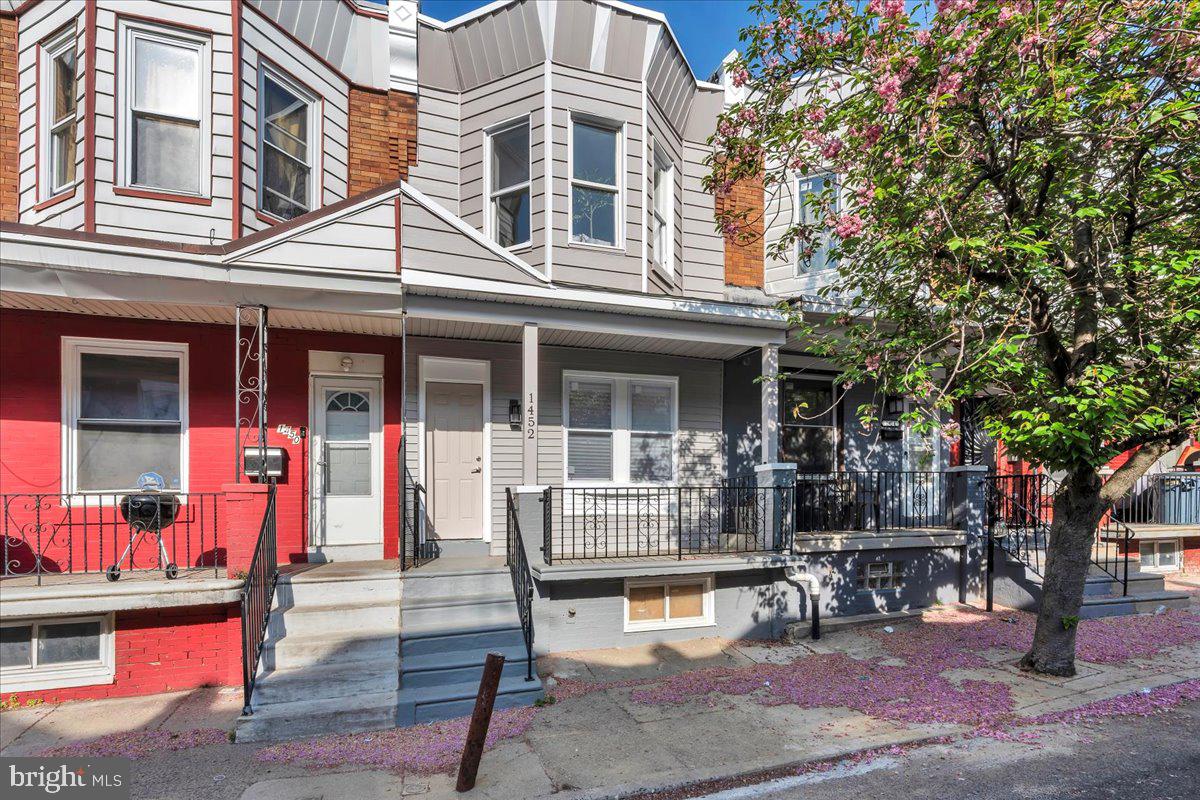✨ Fully Renovated & Move-In Ready!
Welcome to this stunning, like-new home featuring a complete top-to-bottom renovation. Three bedrooms and One and Half bathrooms, this property offers modern finishes, an open-concept layout, and high-end upgrades throughout. From the brand-new kitchen and baths to updated flooring, windows, and systems — no detail was overlooked. Located in the desirable Overbrook, this is the one you've been waiting for!