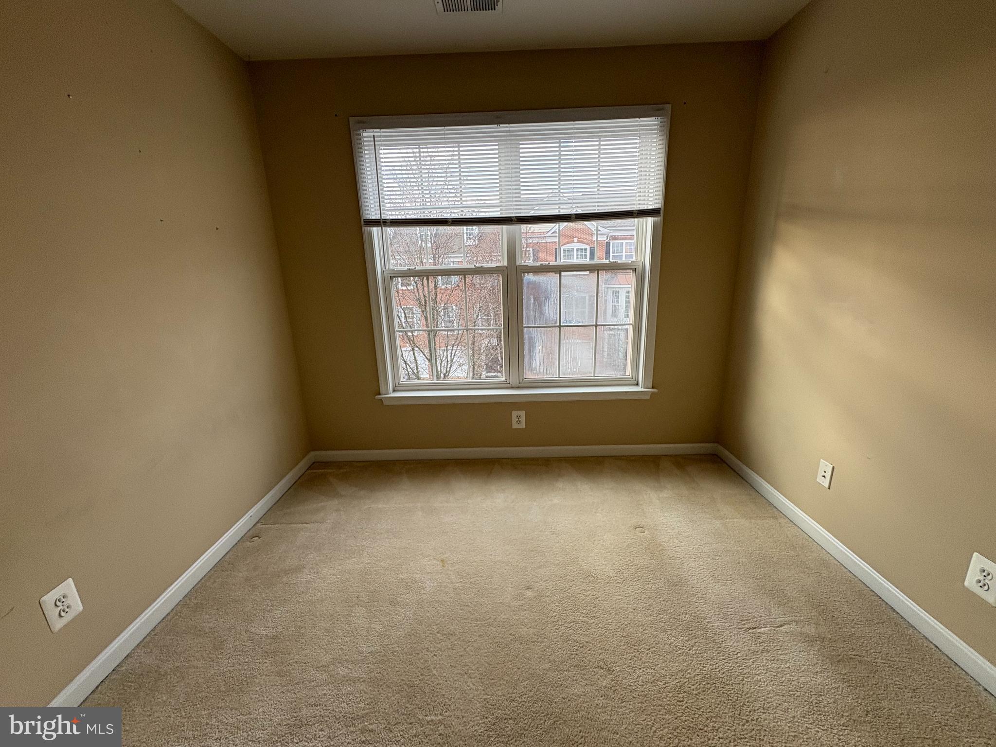 8935 SINGLELEAF CIRCLE