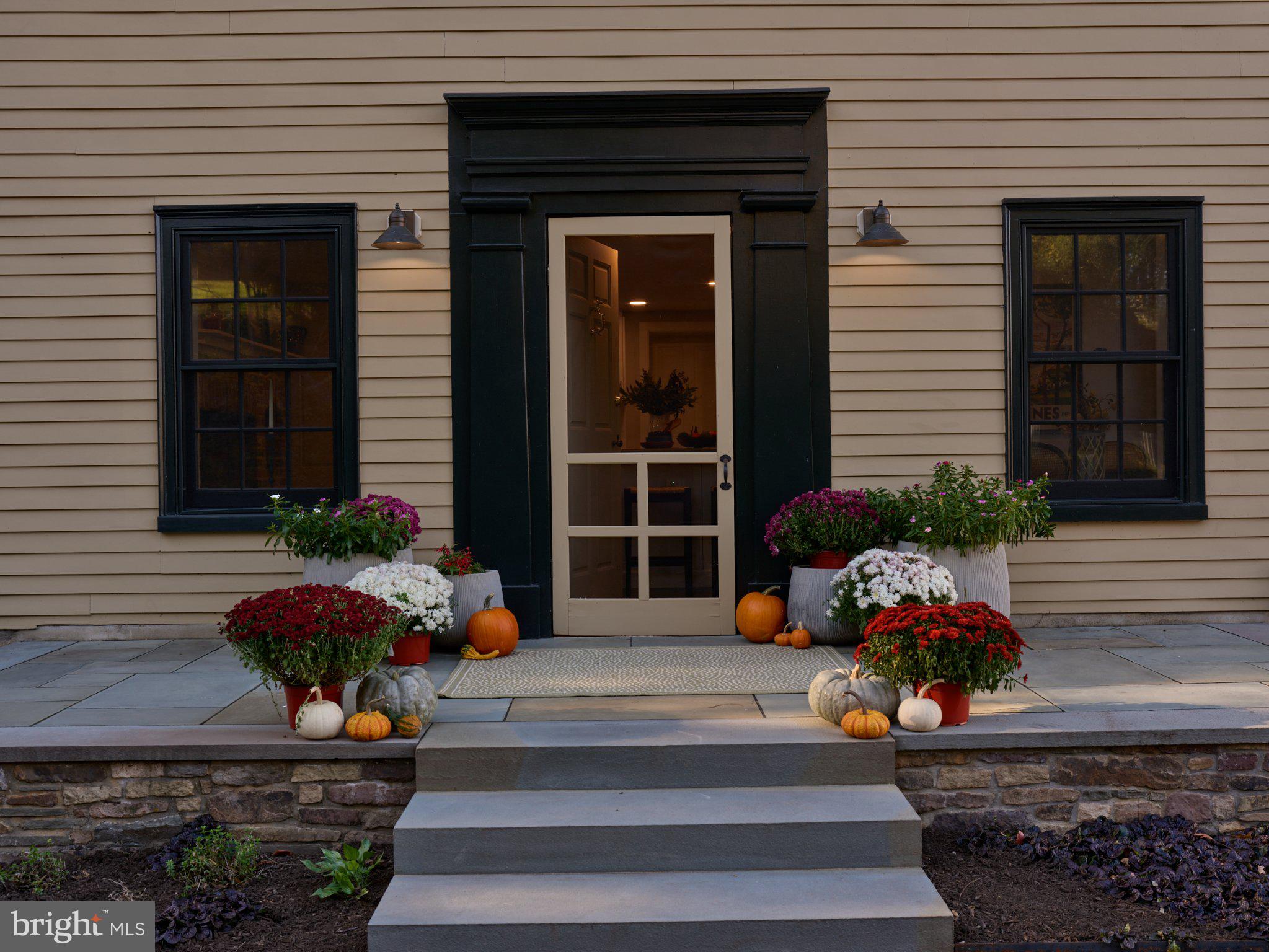 6163 CARVERSVILLE ROAD