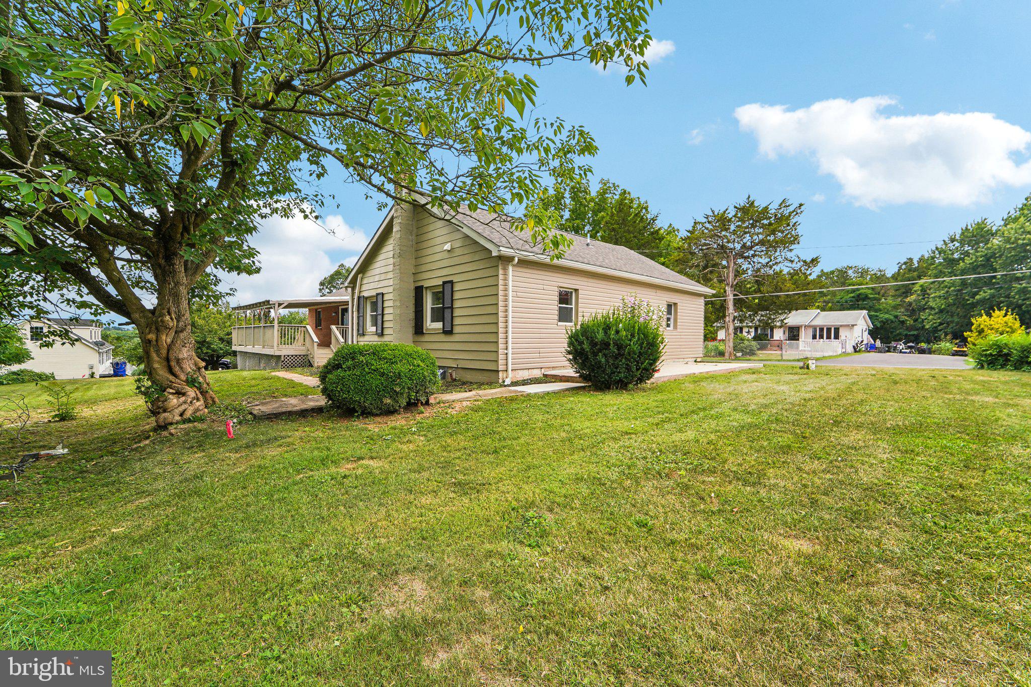 URBANA - Residential Lease