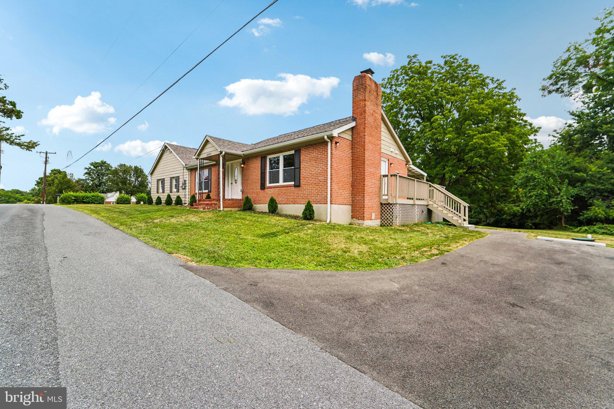 URBANA - Residential Lease