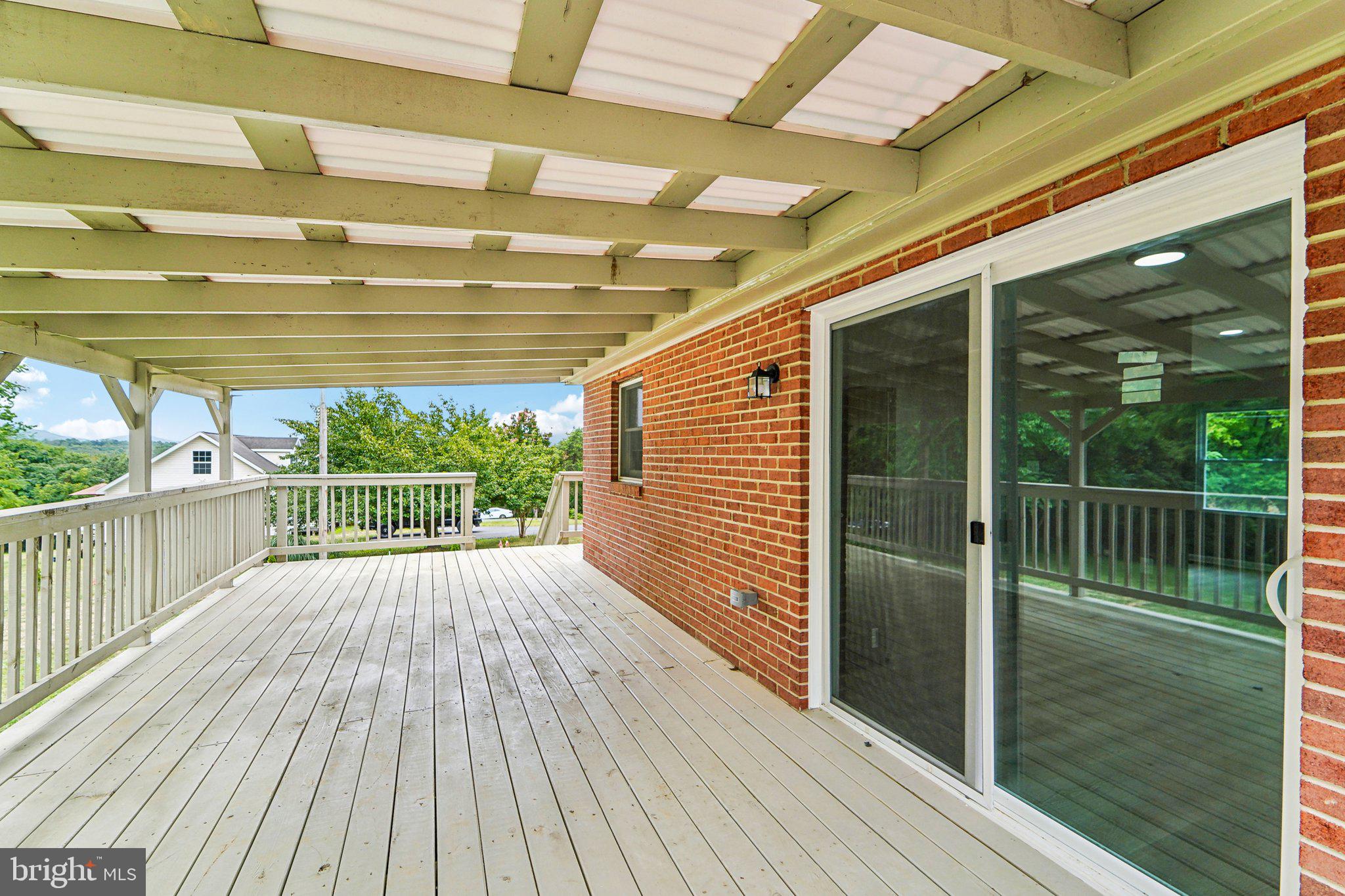 URBANA - Residential Lease