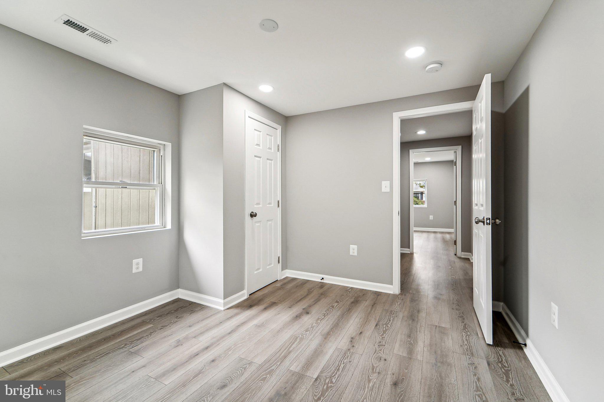 URBANA - Residential Lease