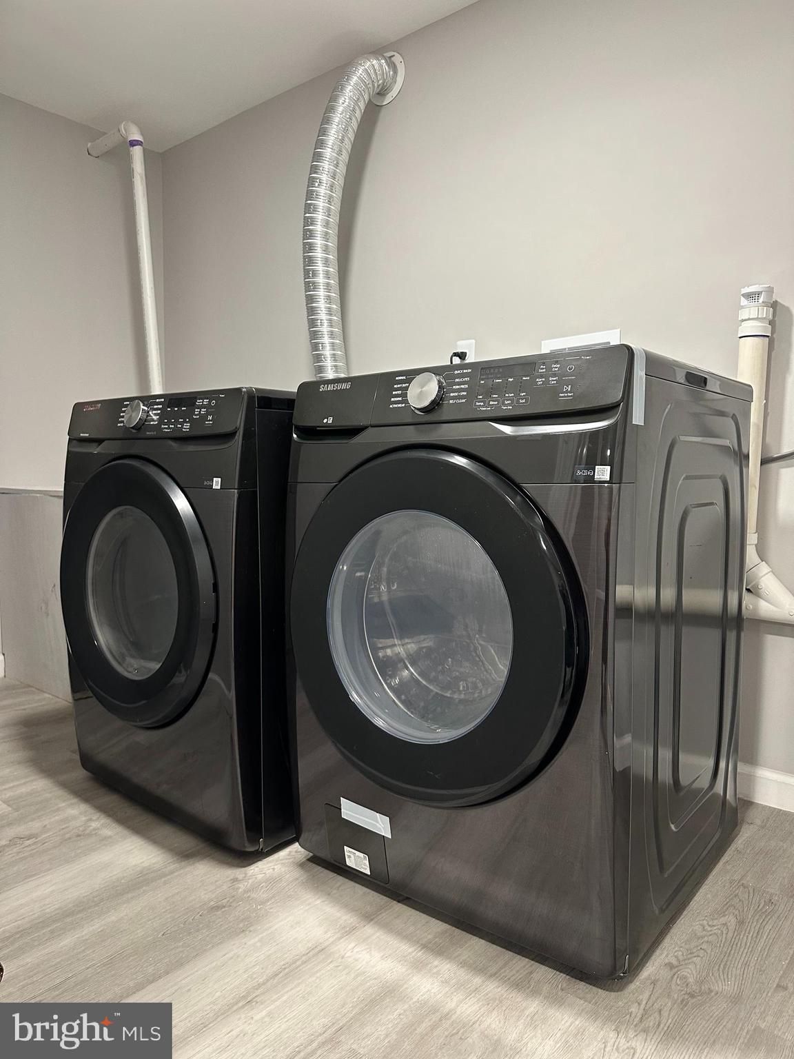 URBANA - Residential Lease