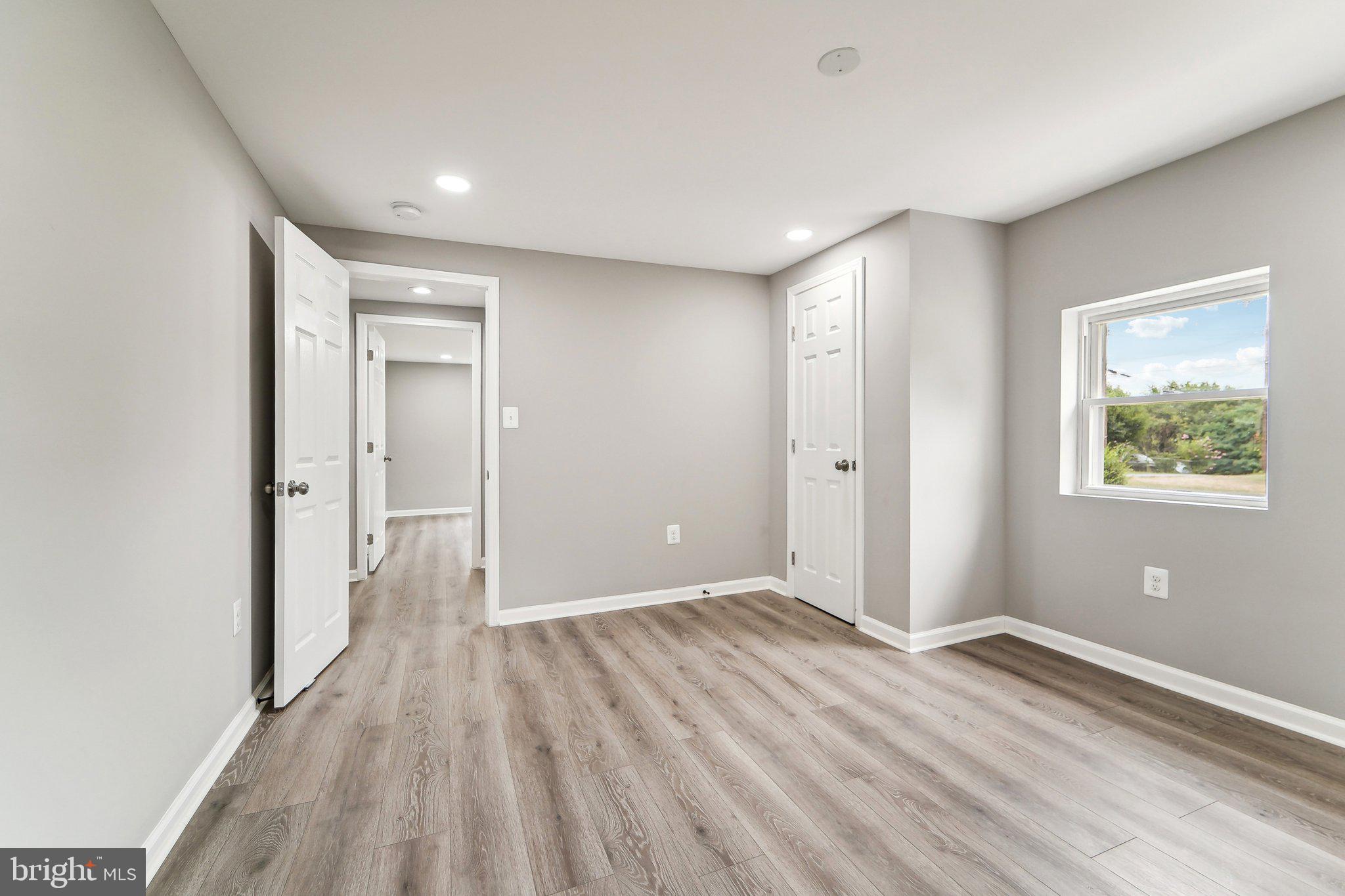 URBANA - Residential Lease