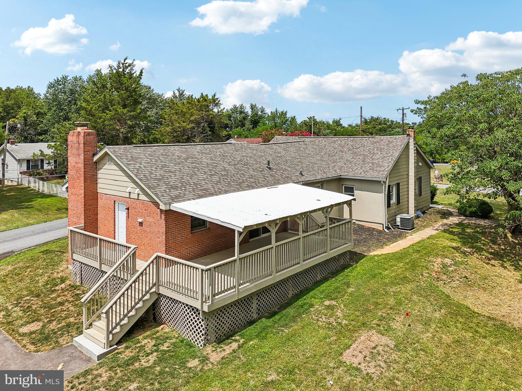 URBANA - Residential Lease