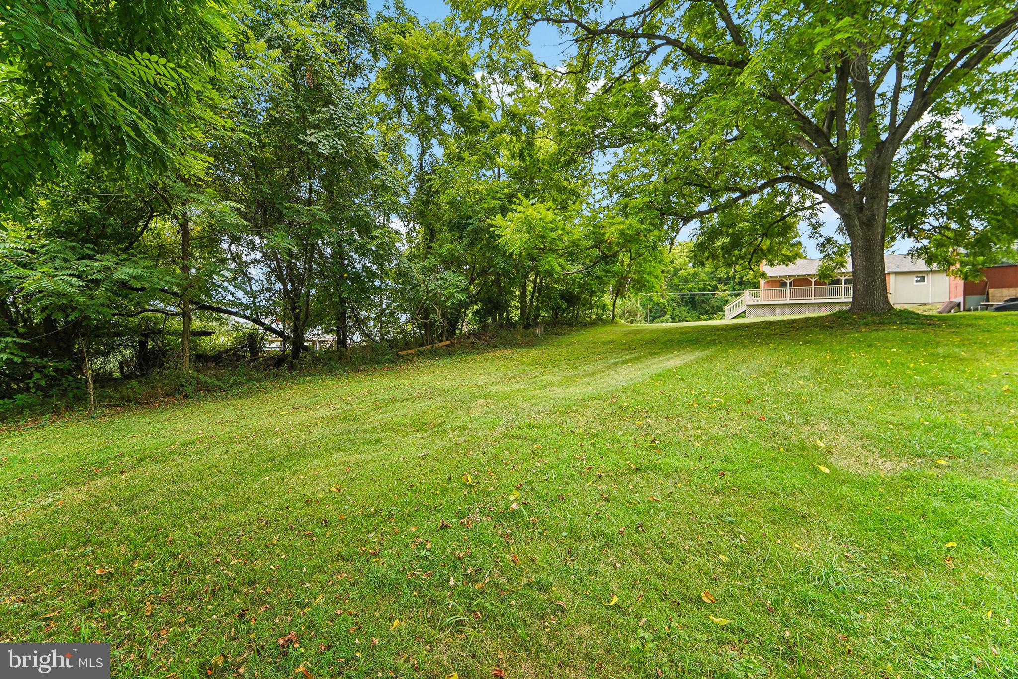 URBANA - Residential Lease