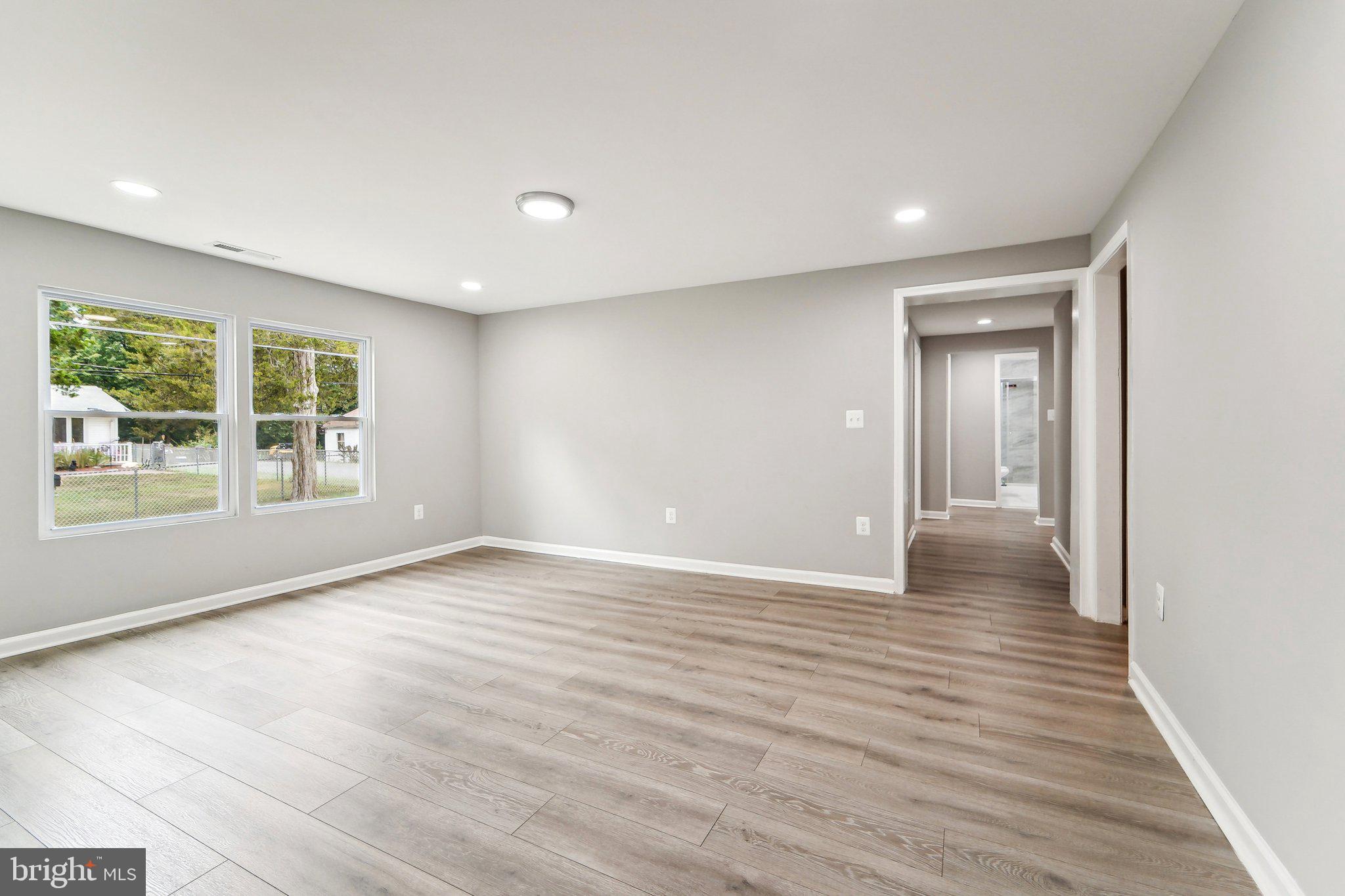 URBANA - Residential Lease