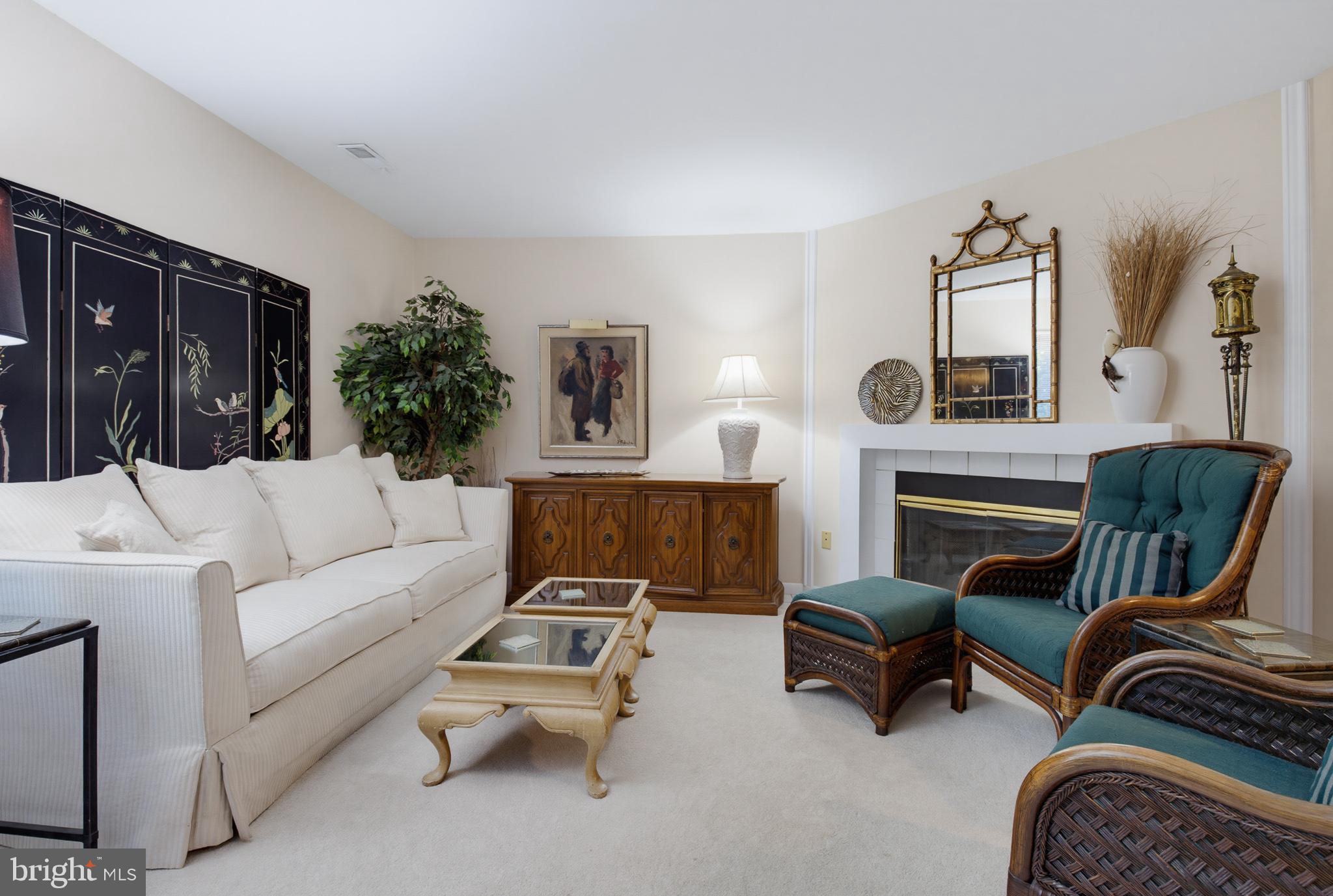 409 STONEGATE COURT
