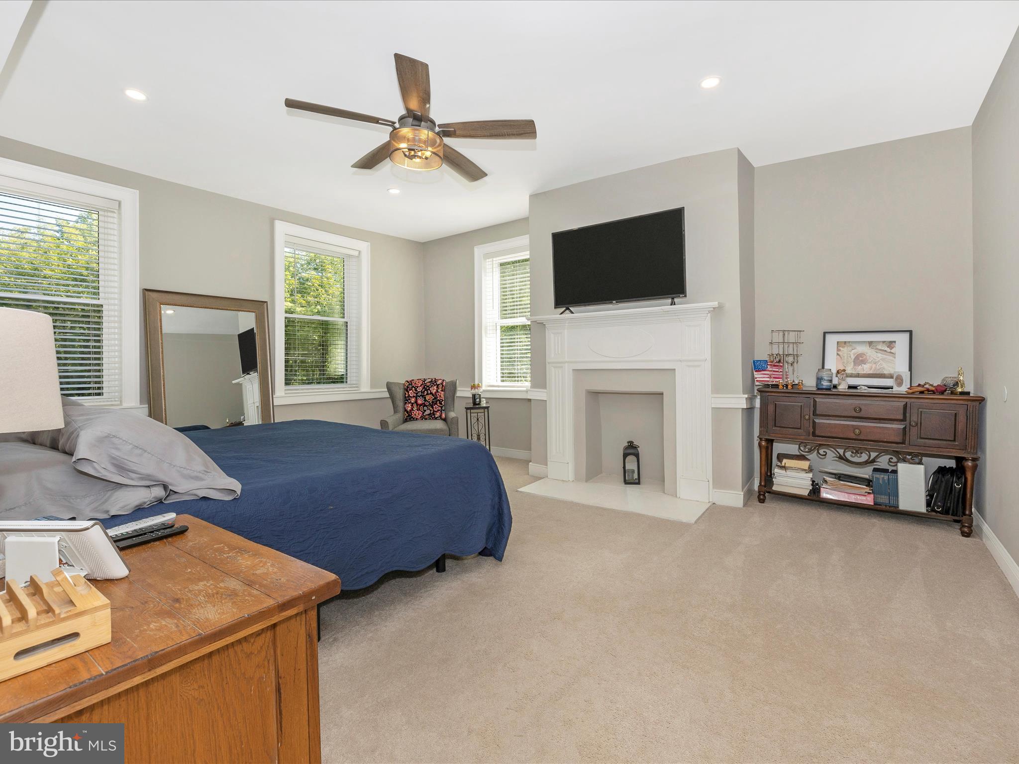 MIDDLETOWN - Residential