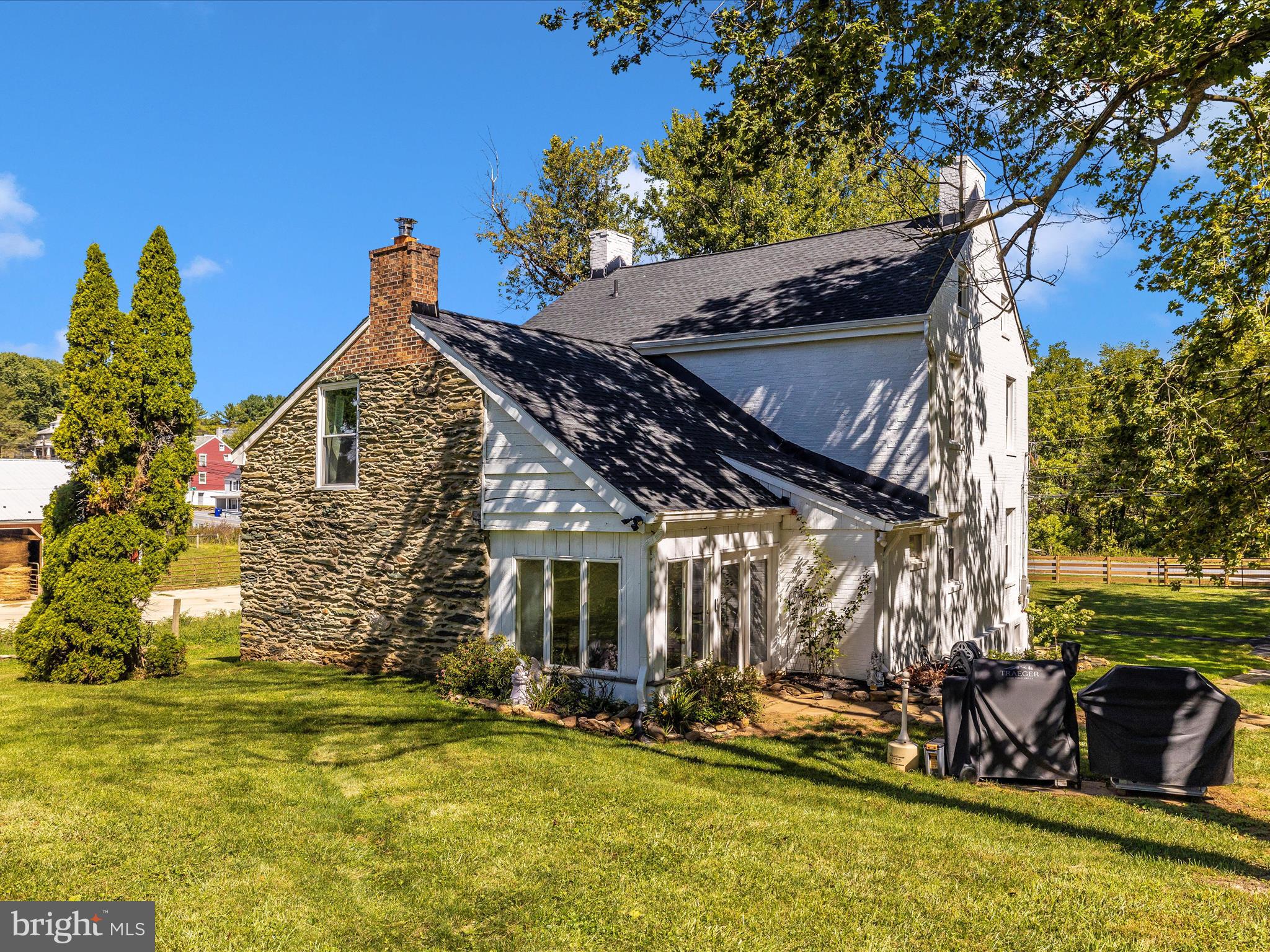 MIDDLETOWN - Residential