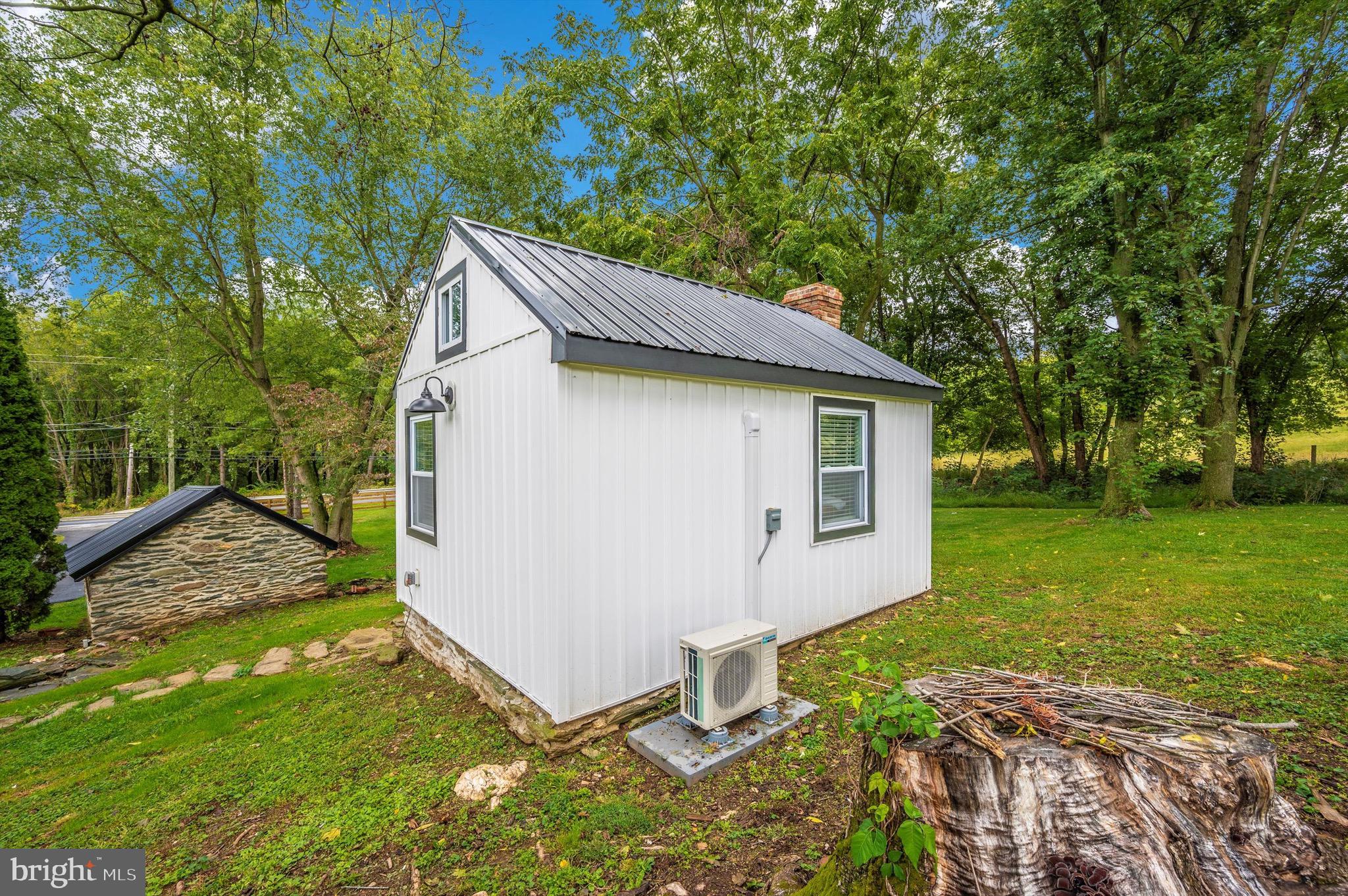 MIDDLETOWN - Residential