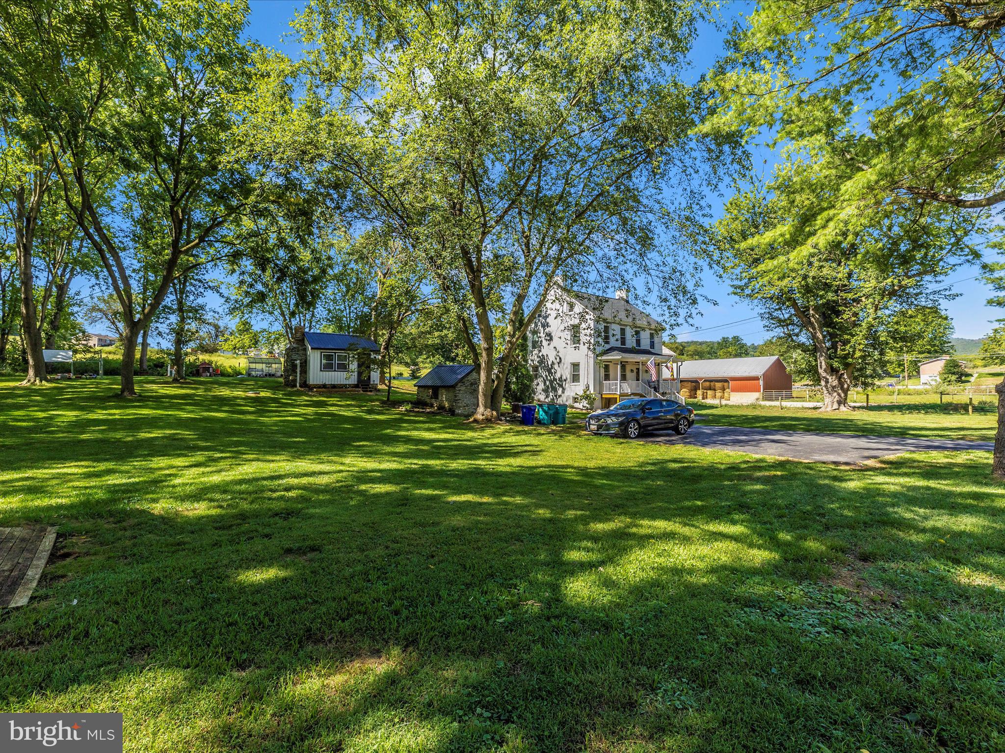 MIDDLETOWN - Residential