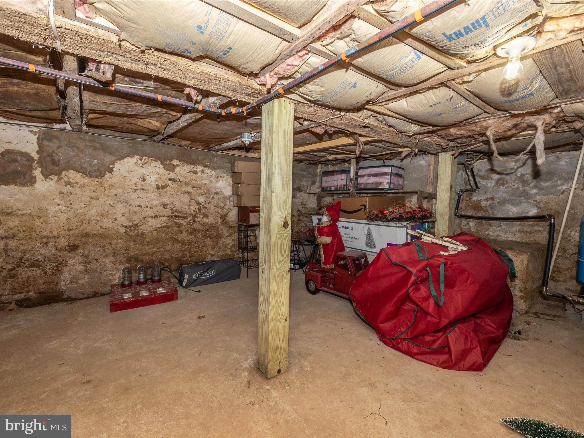 MIDDLETOWN - Residential