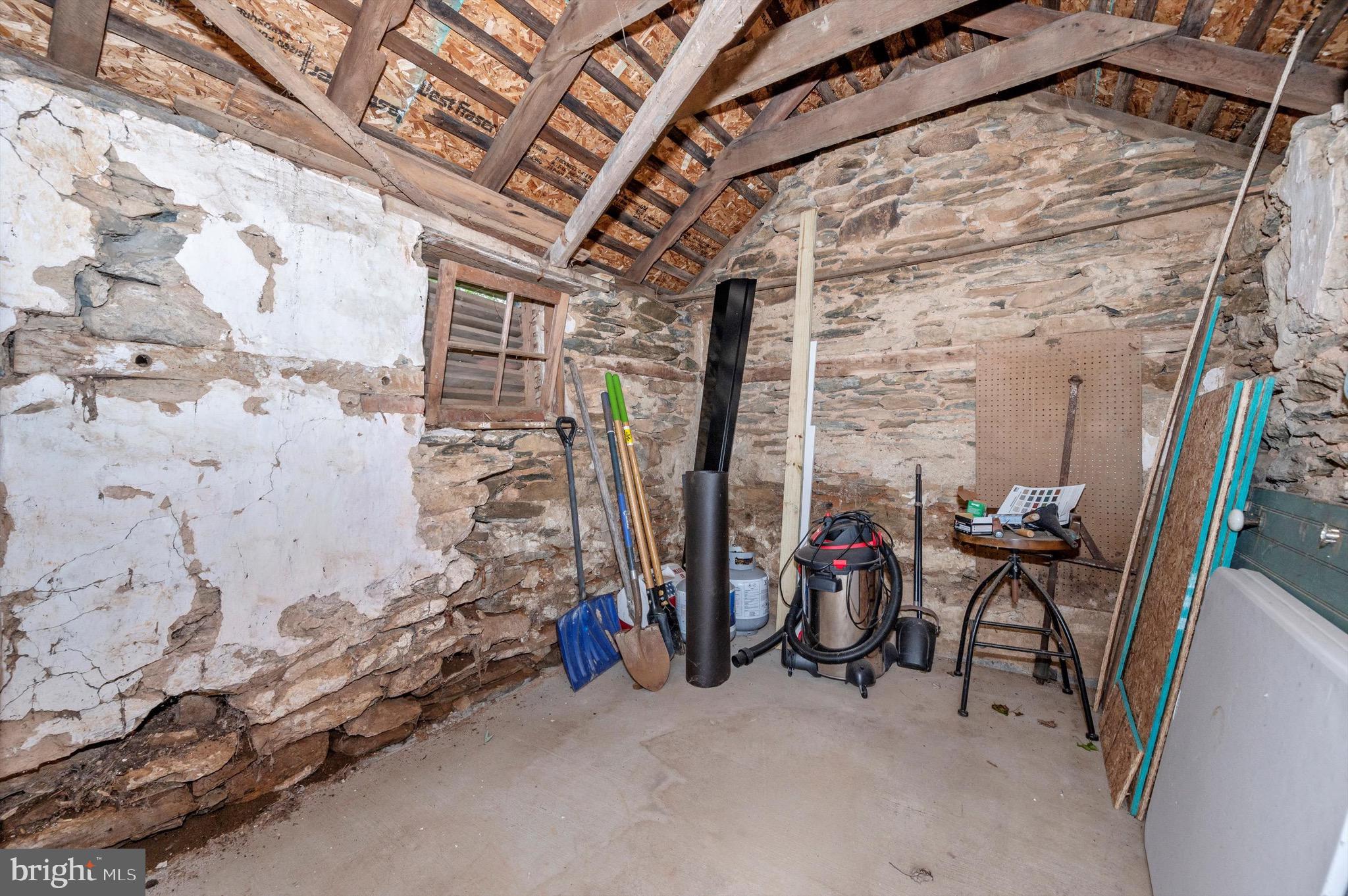 MIDDLETOWN - Residential