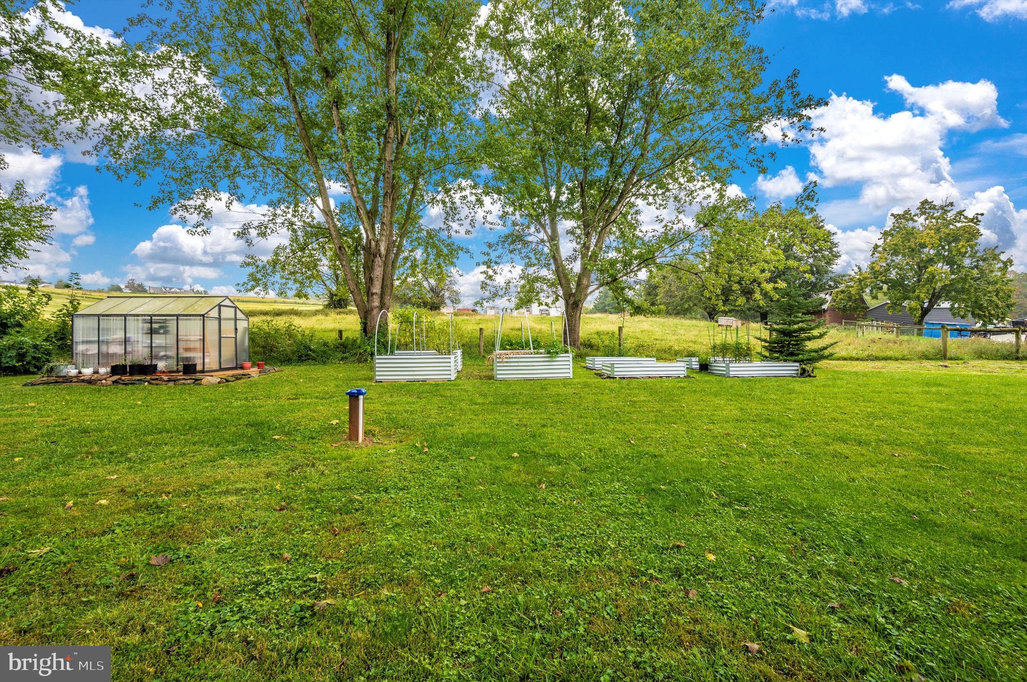 MIDDLETOWN - Residential