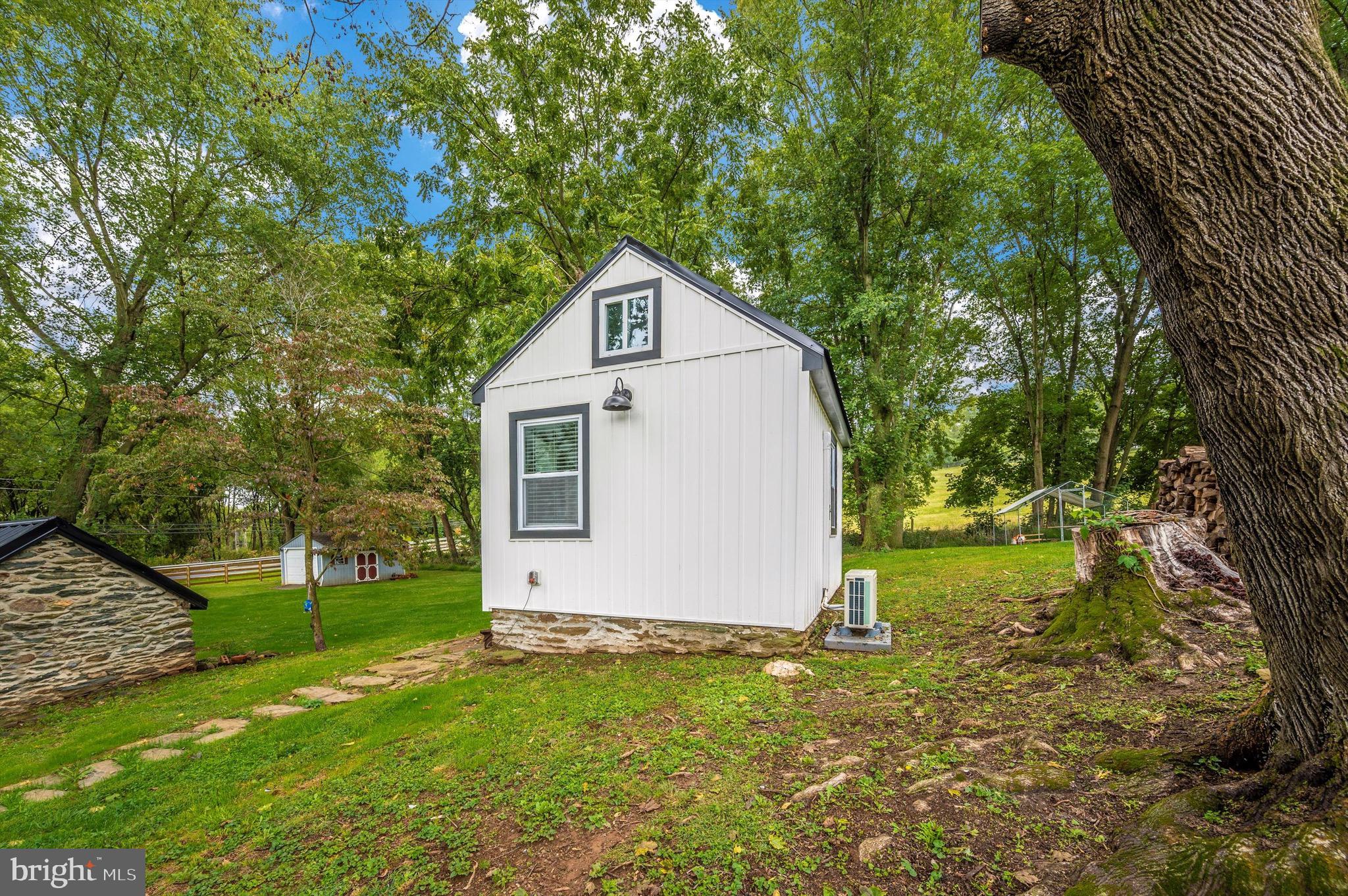 MIDDLETOWN - Residential