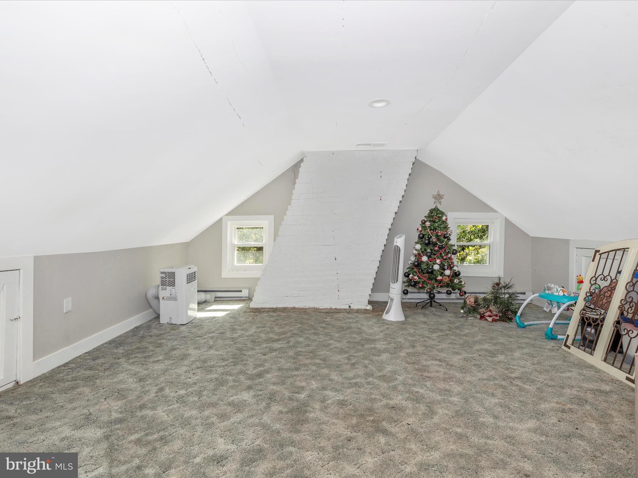 MIDDLETOWN - Residential