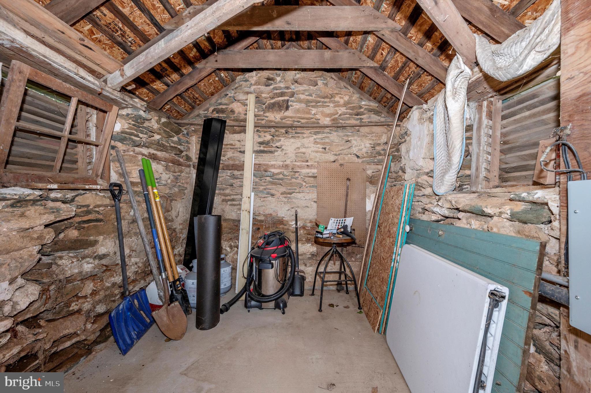 MIDDLETOWN - Residential