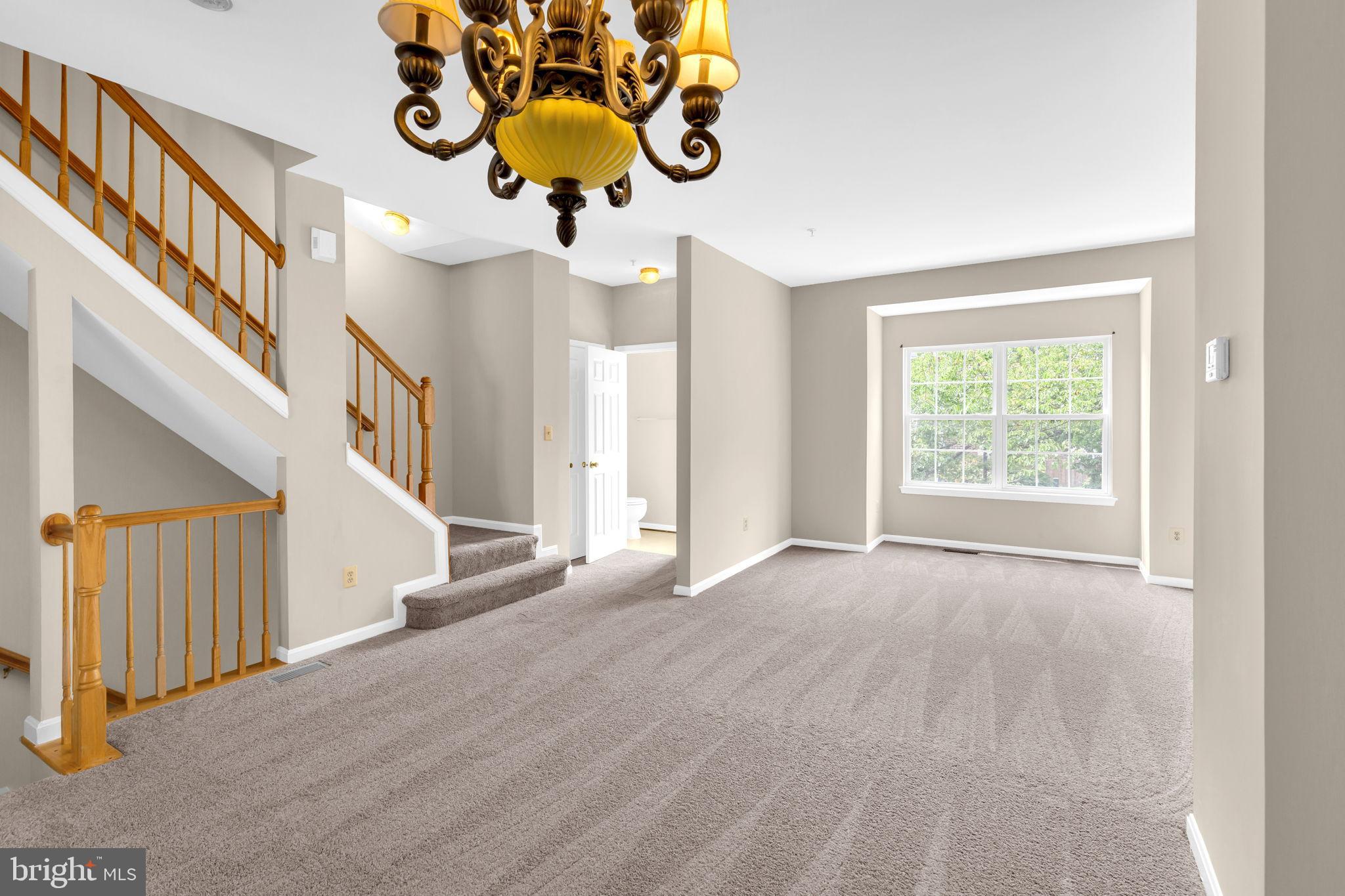 WOODVIEW VILLAGE WEST - Residential Lease