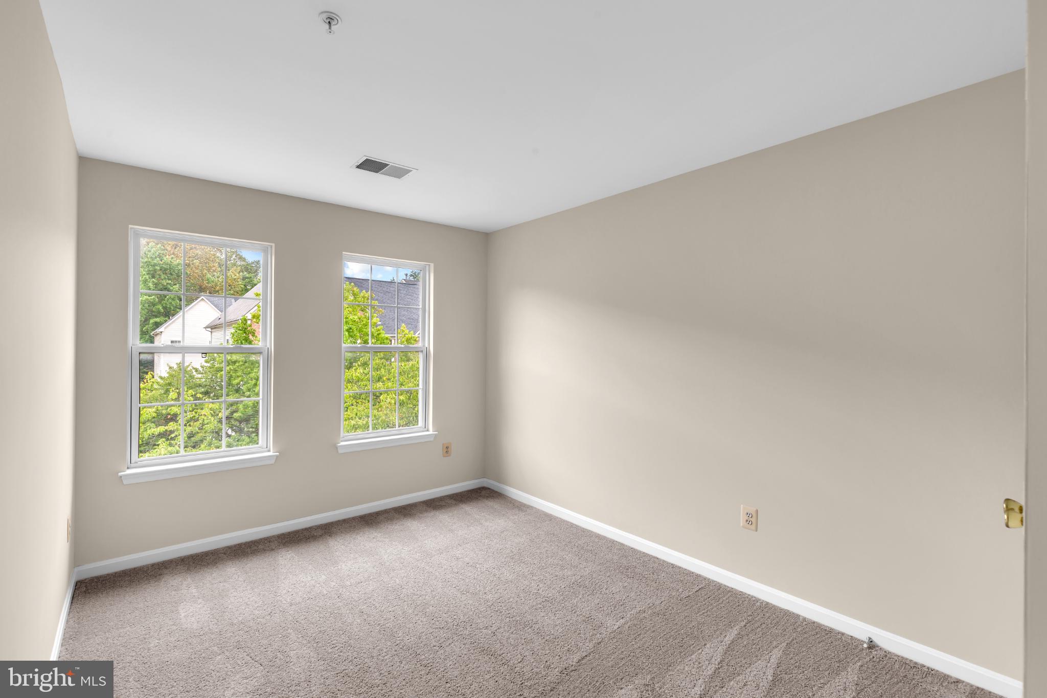 WOODVIEW VILLAGE WEST - Residential Lease