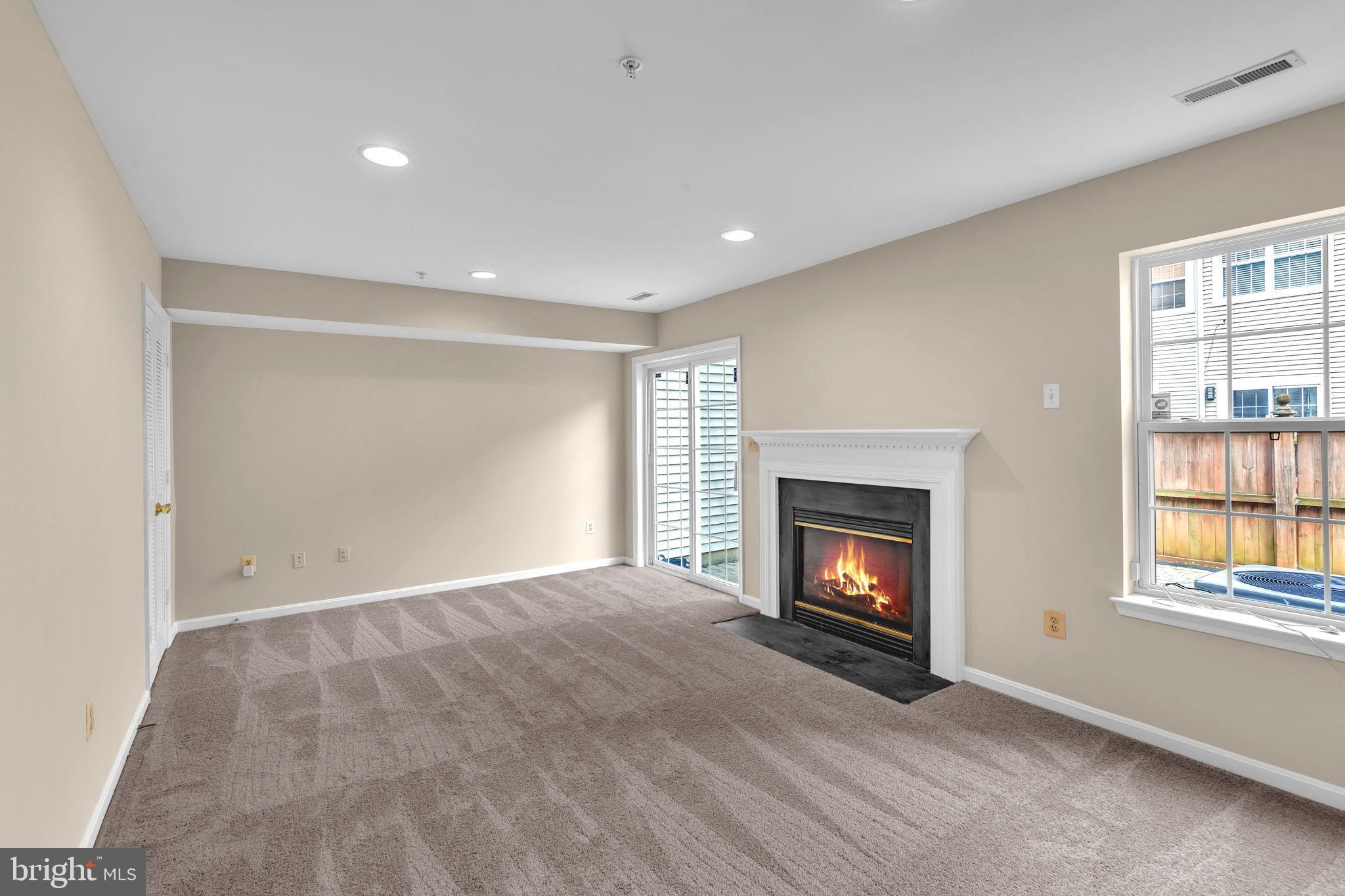 WOODVIEW VILLAGE WEST - Residential Lease