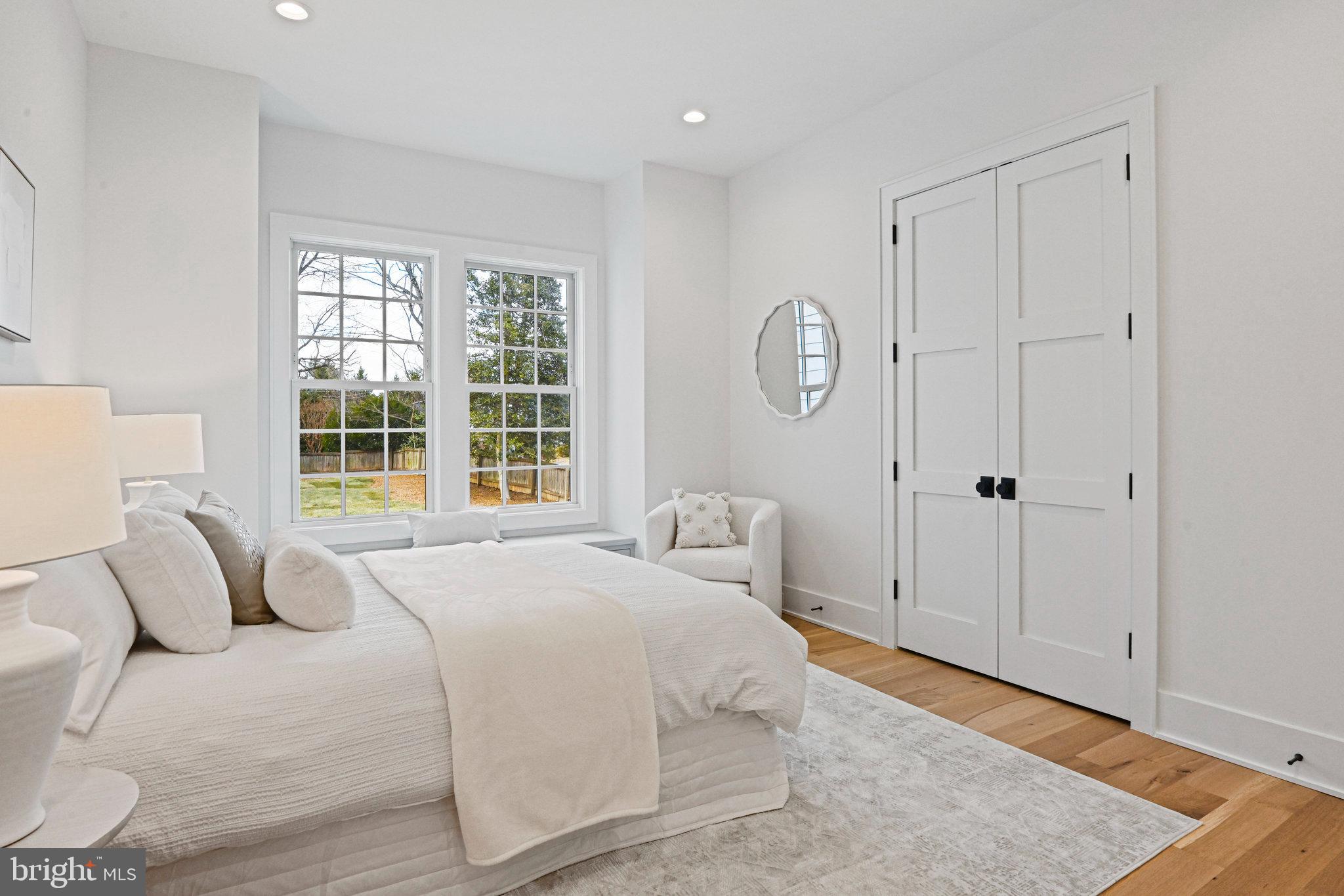 AYR HILL - Residential