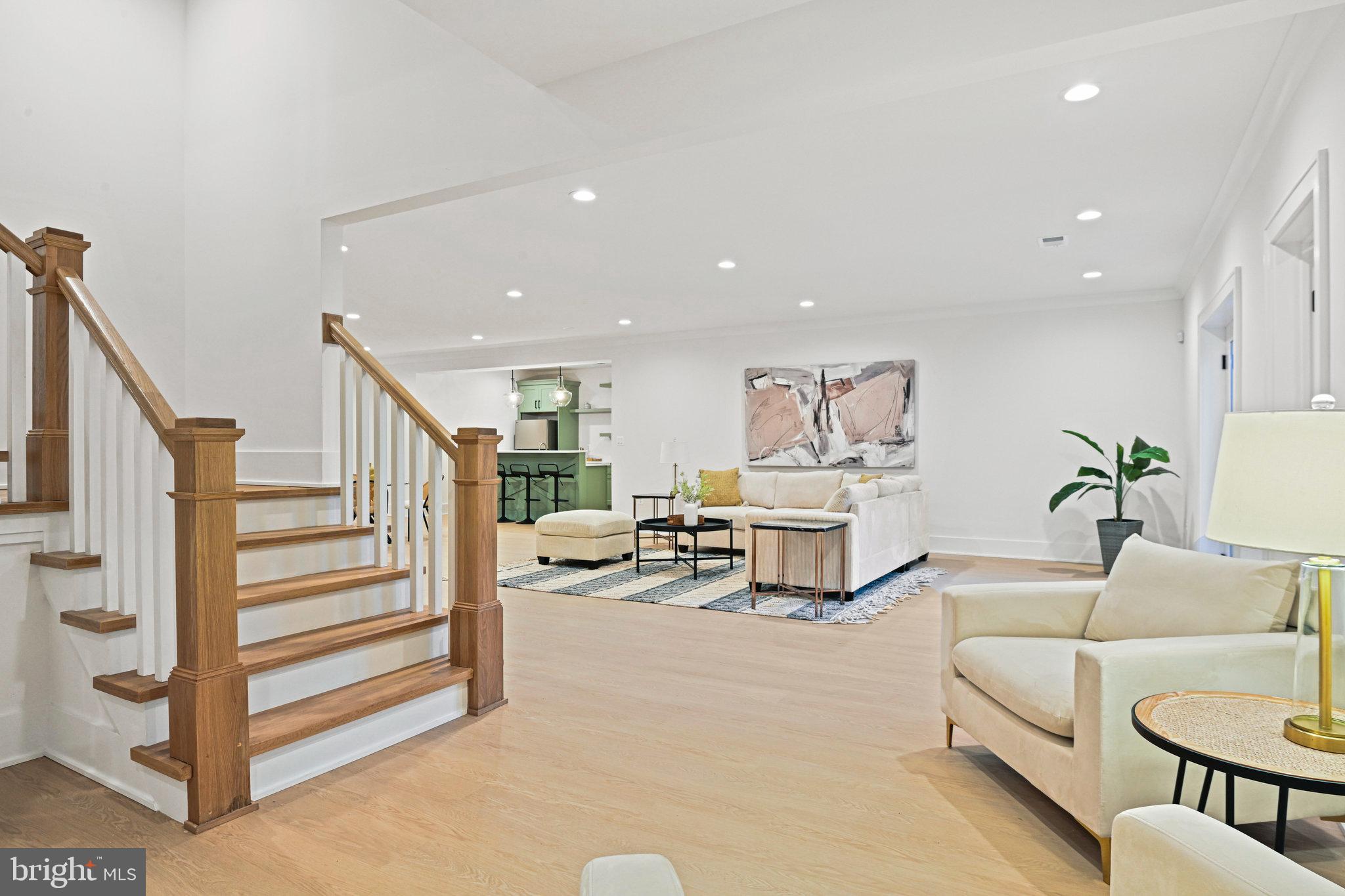 AYR HILL - Residential