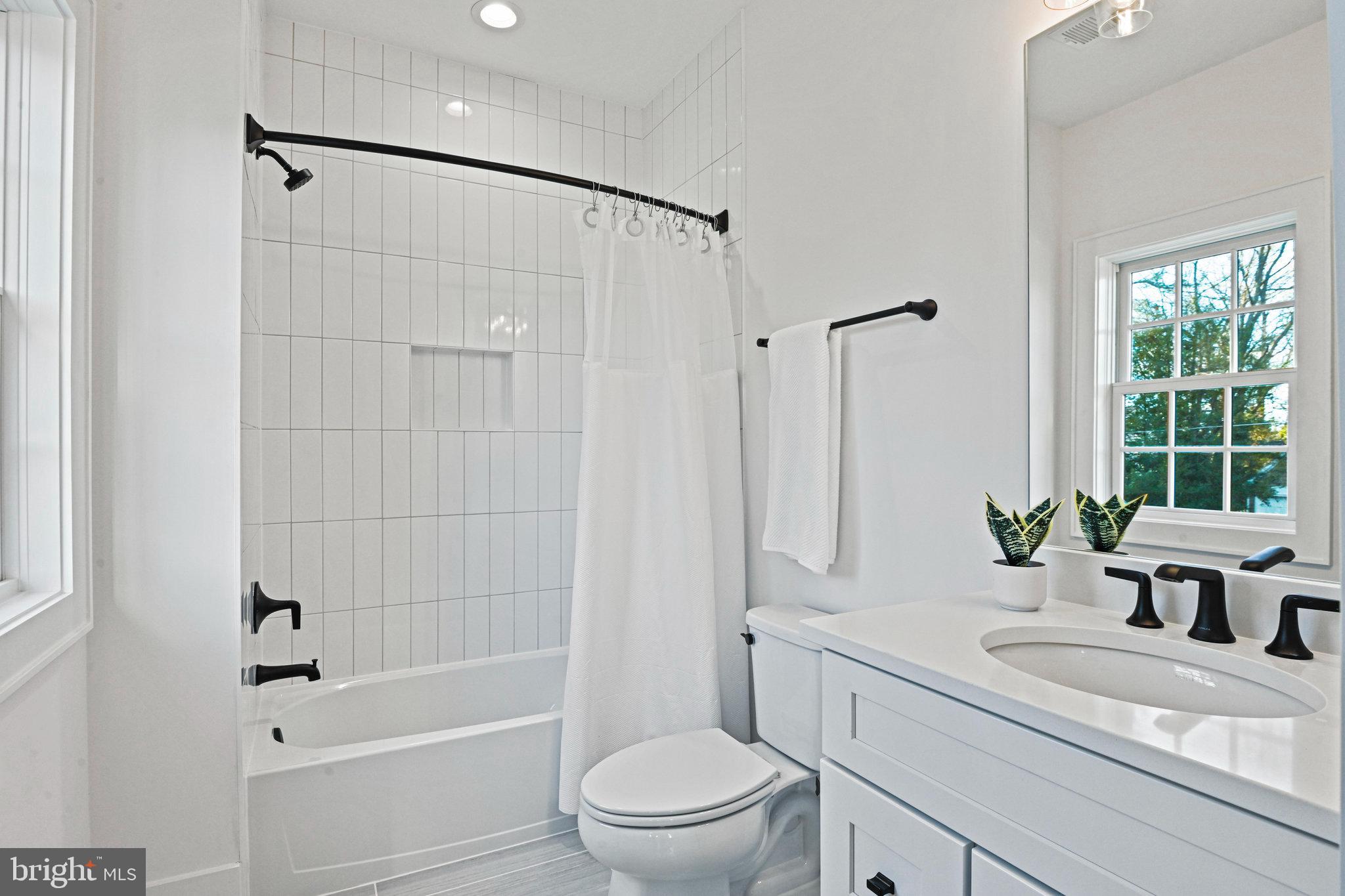 AYR HILL - Residential