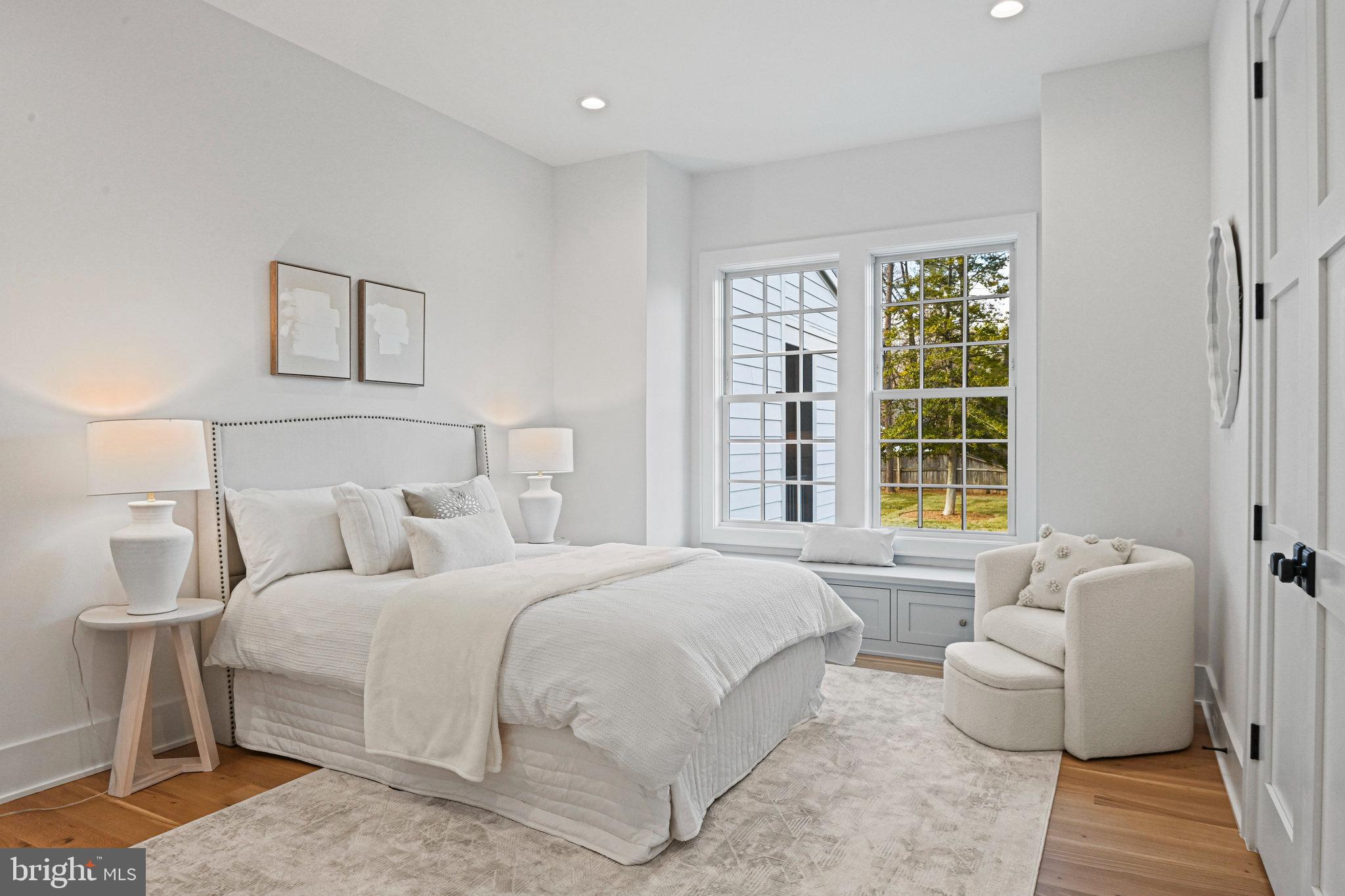 AYR HILL - Residential