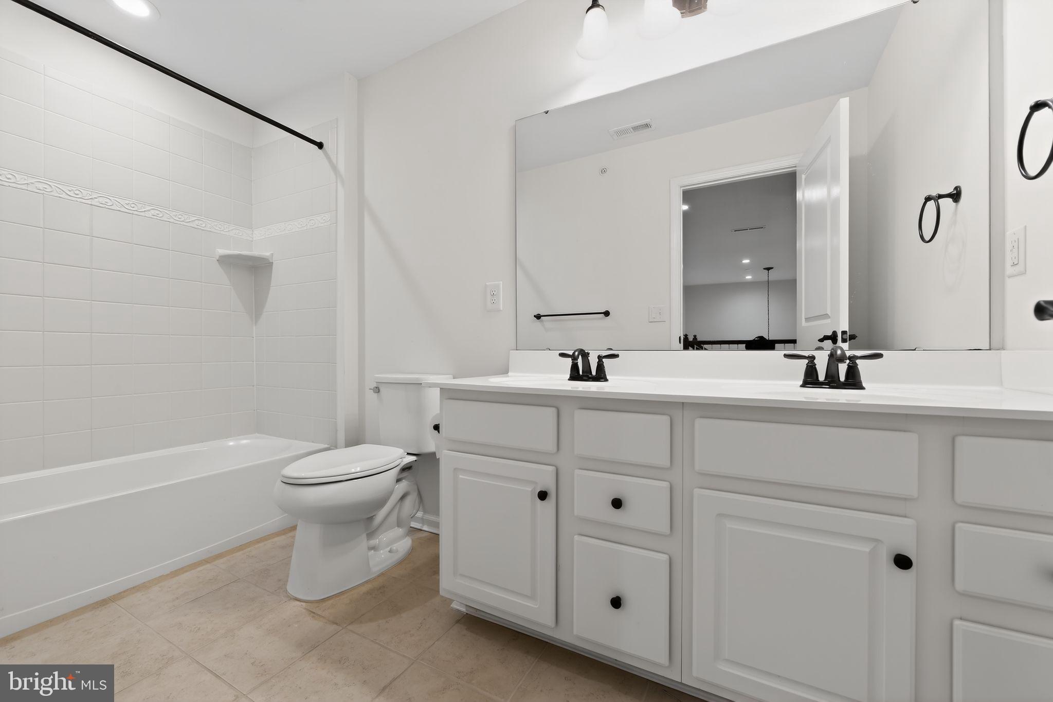 STONY CREEK FARMS - Residential