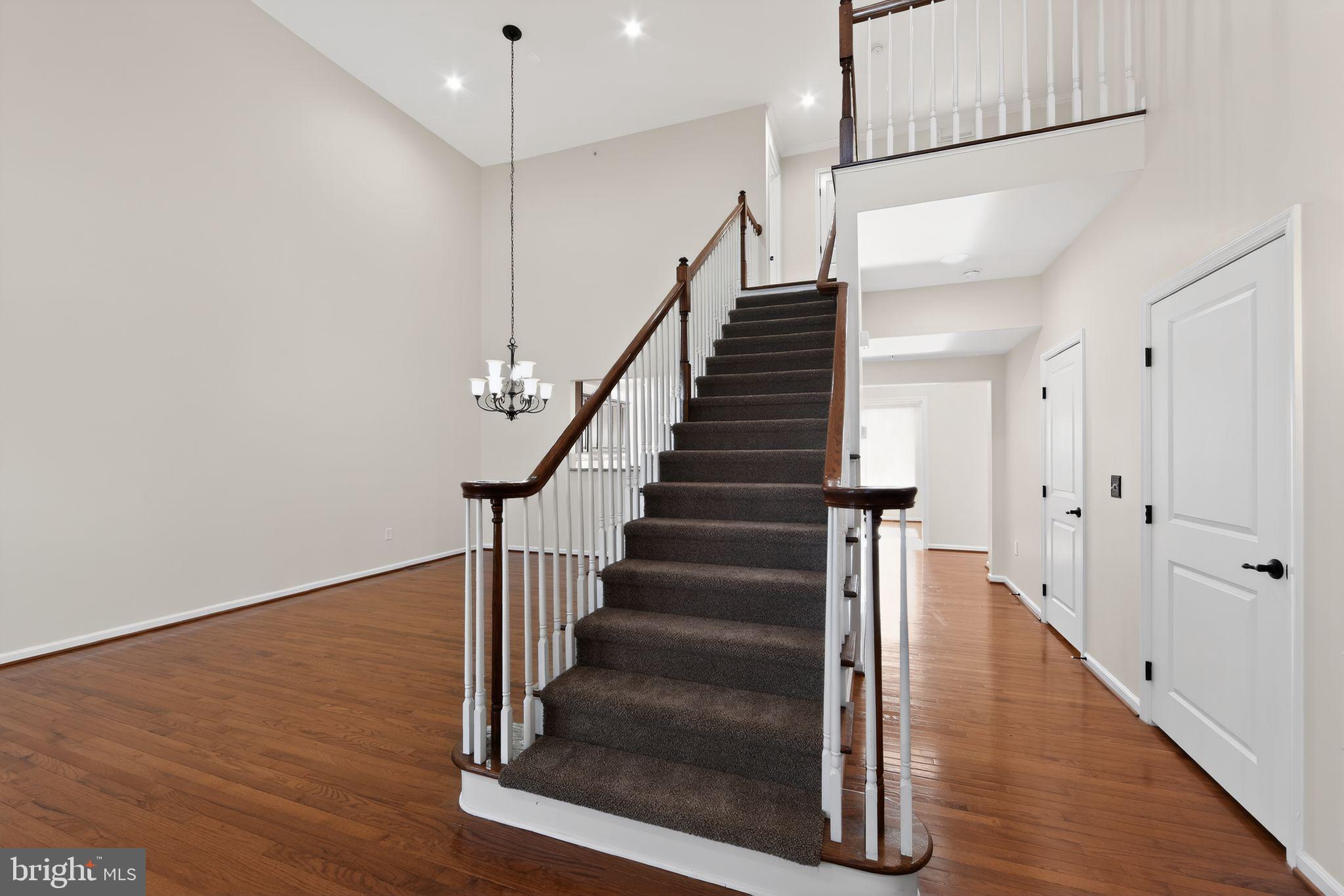 STONY CREEK FARMS - Residential