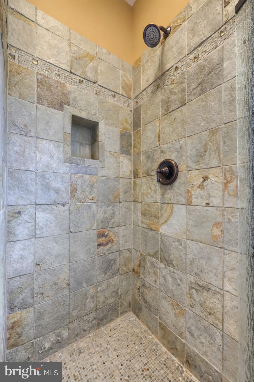 BENT CREEK COUNTRY CLUB - Residential