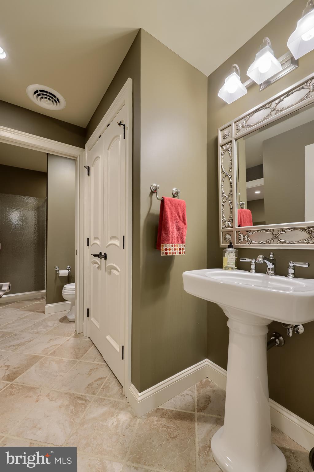 BENT CREEK COUNTRY CLUB - Residential