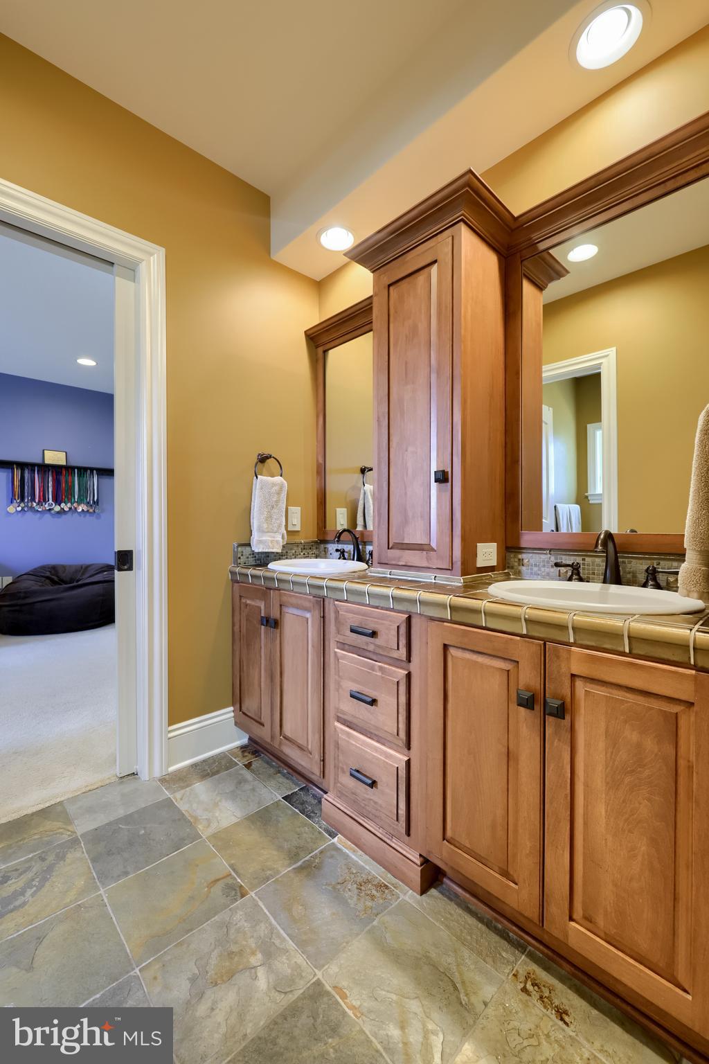 BENT CREEK COUNTRY CLUB - Residential