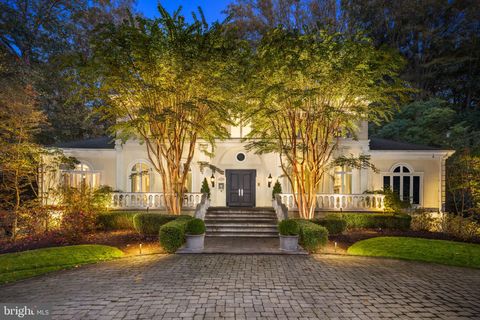 1111 CREST LANE MCLEAN VA 22101