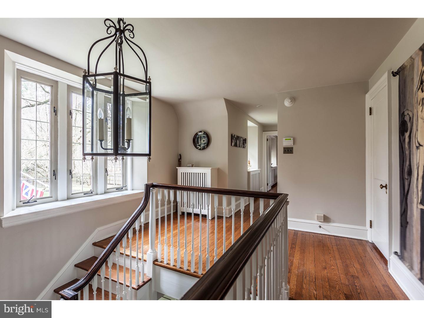 CHESTNUT HILL - Residential