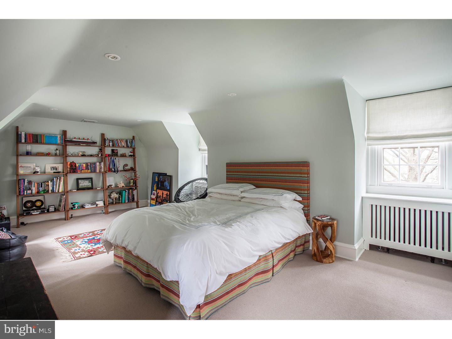 CHESTNUT HILL - Residential