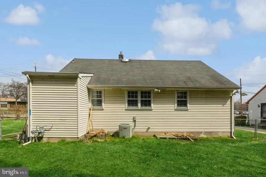 Pennsauken, New Jersey 08109, United States, 3 Bedrooms Bedrooms, ,1 BathroomBathrooms,Residential,Active,6534